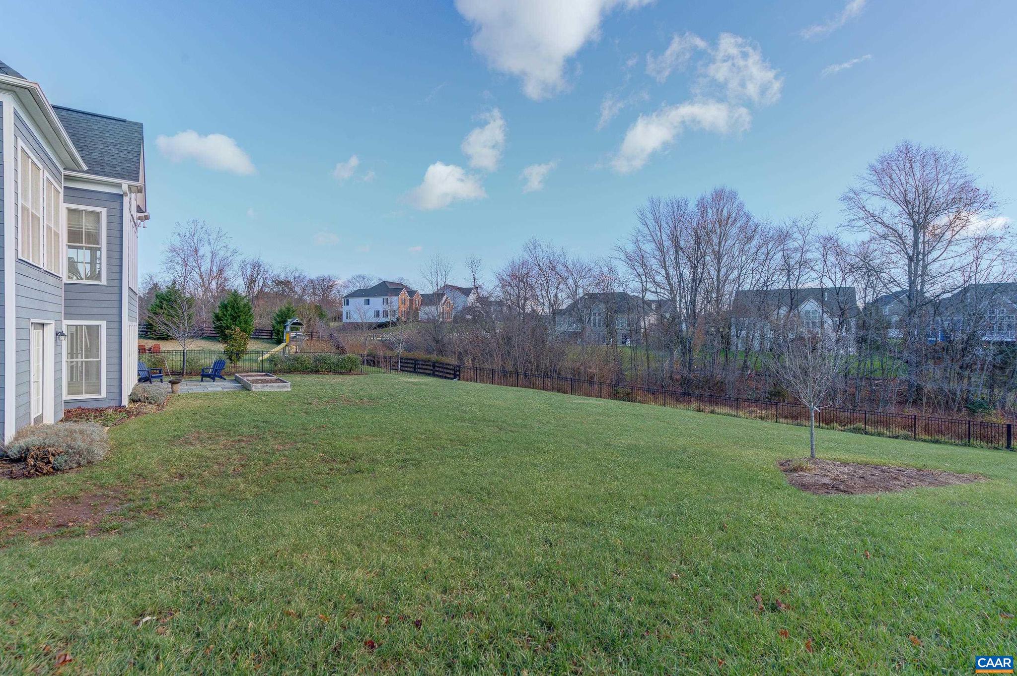 OLD TRAIL - Residential