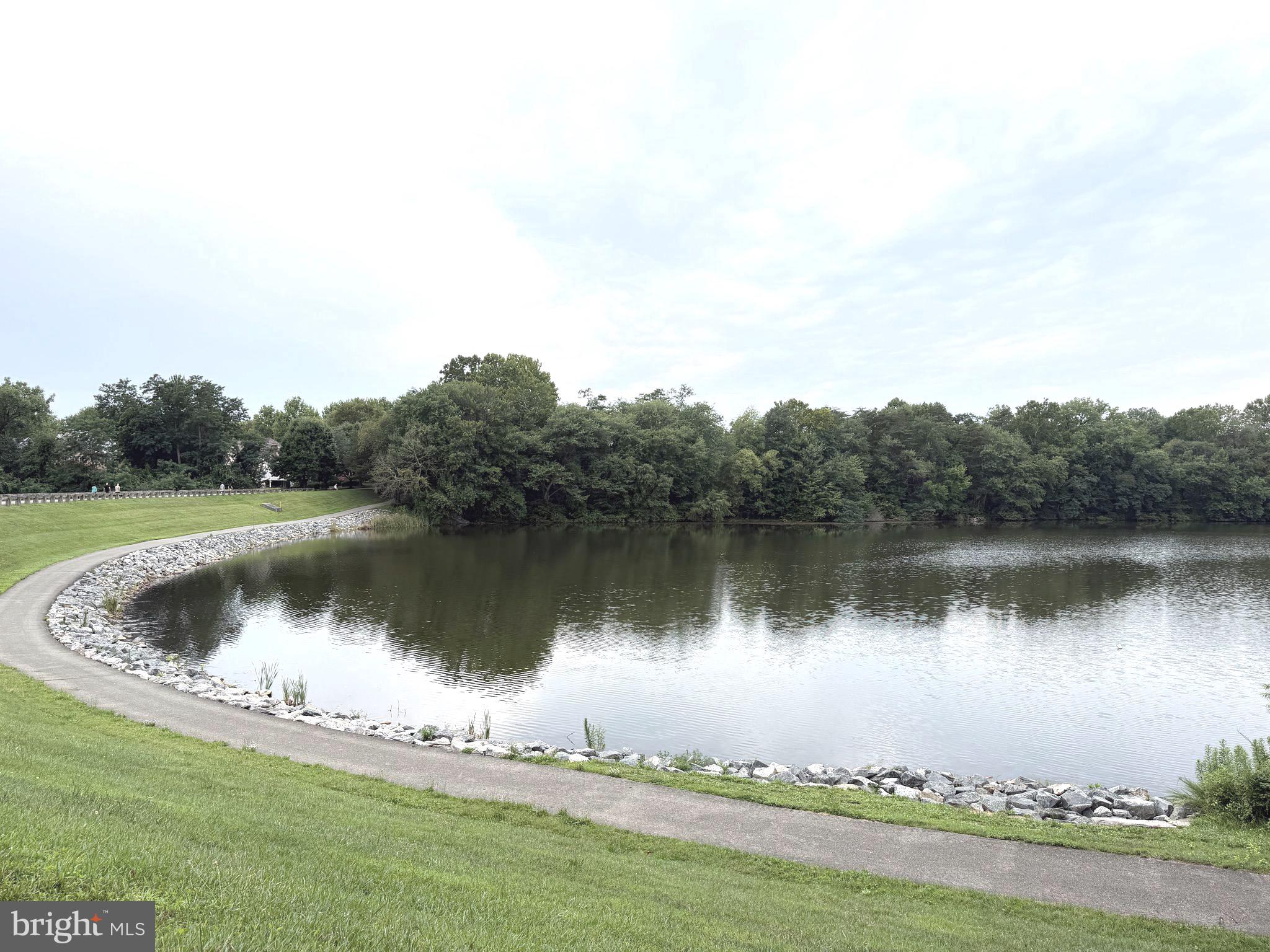 LAKELANDS - Residential