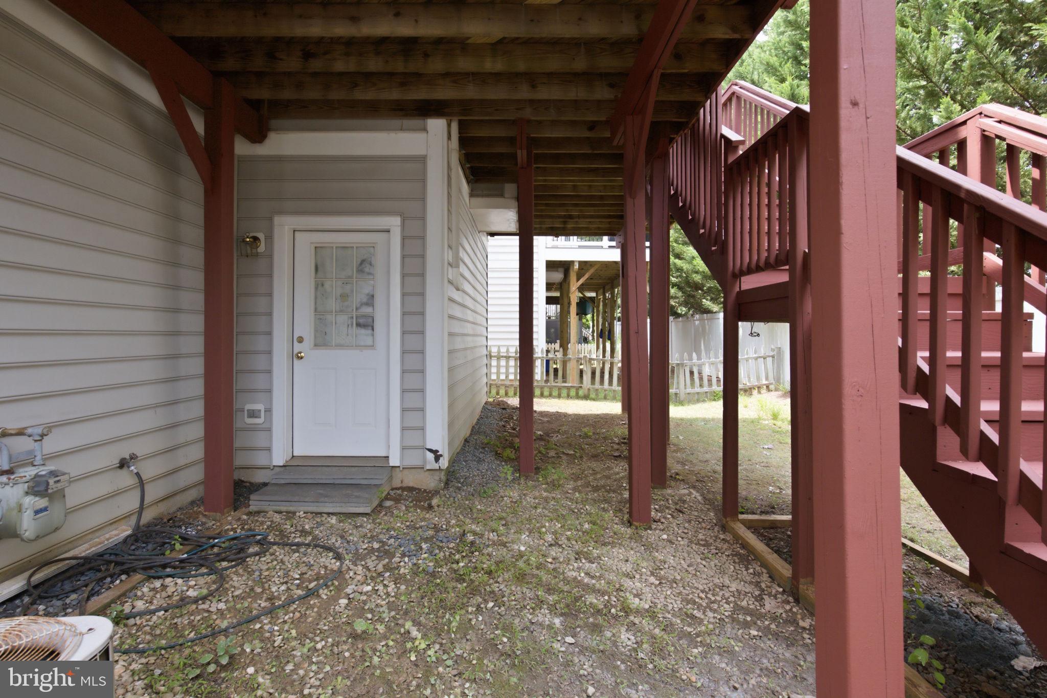 LAKELANDS - Residential