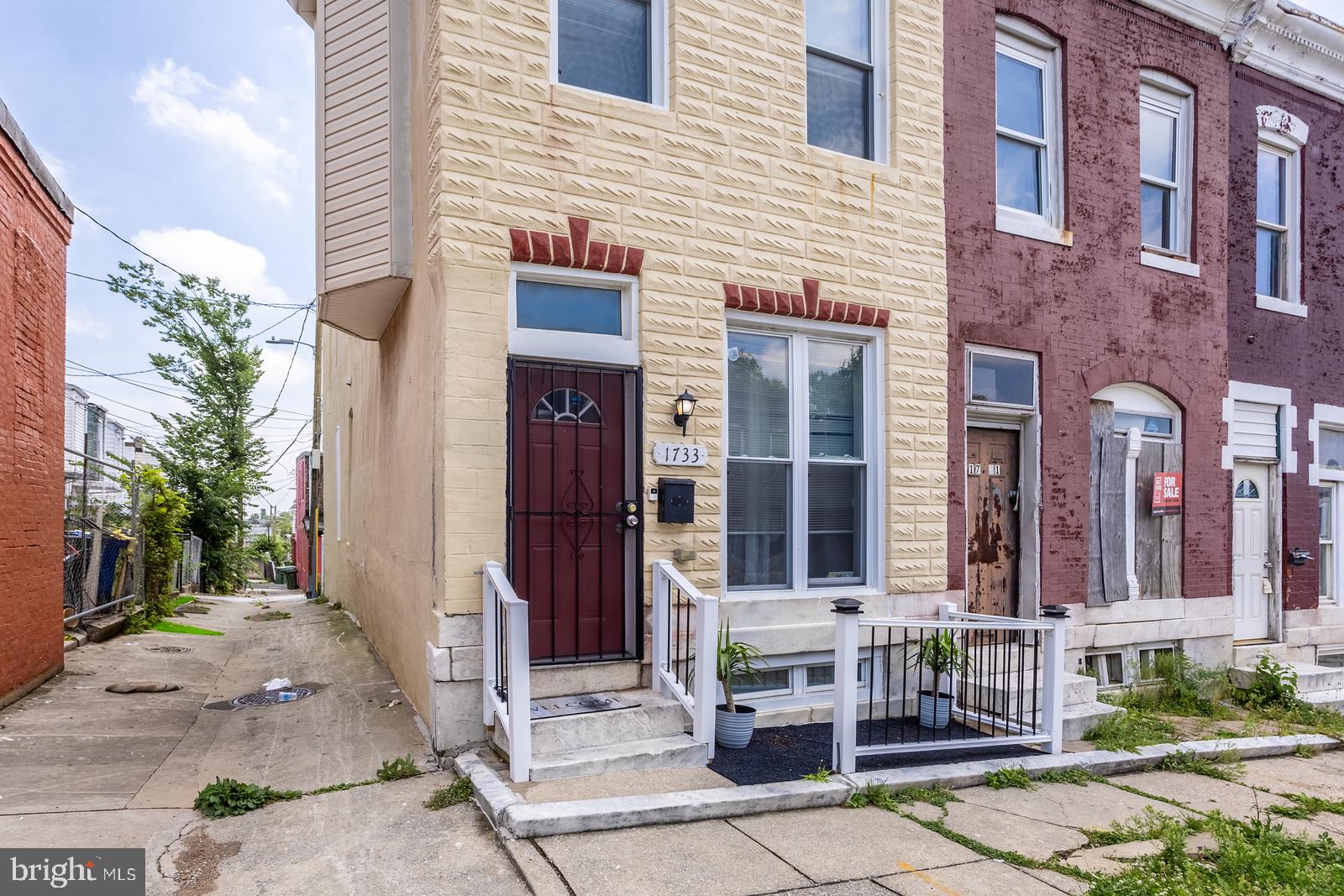 BROADWAY EAST - Residential
