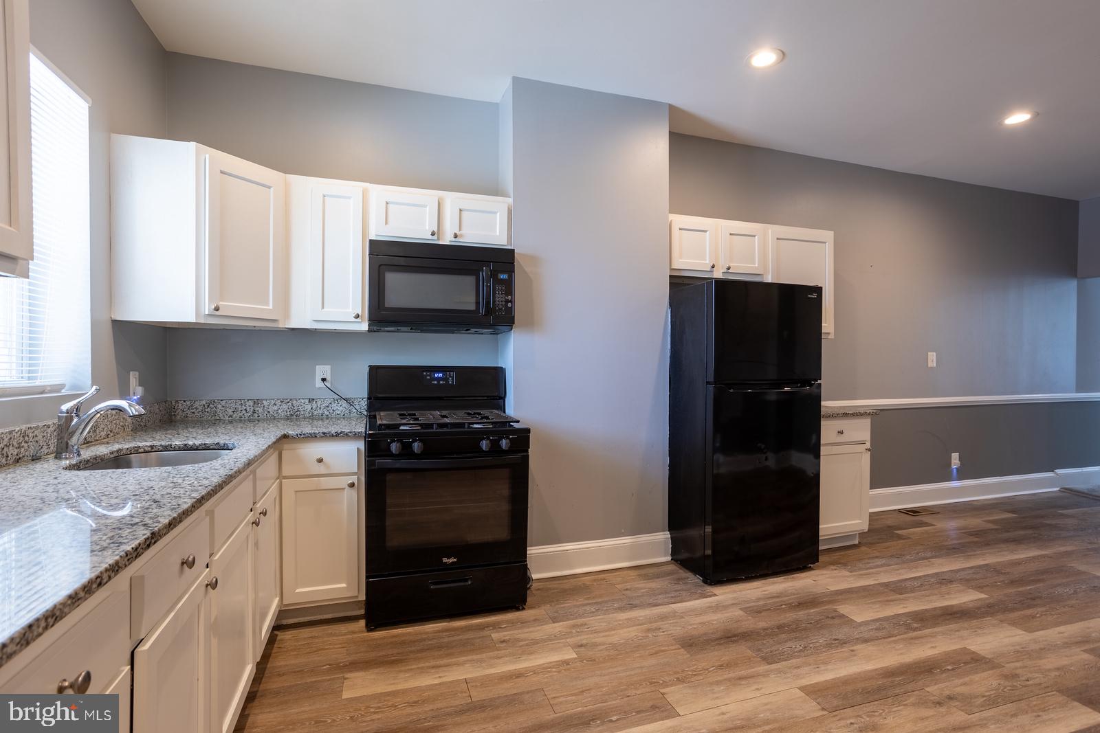 BROADWAY EAST - Residential