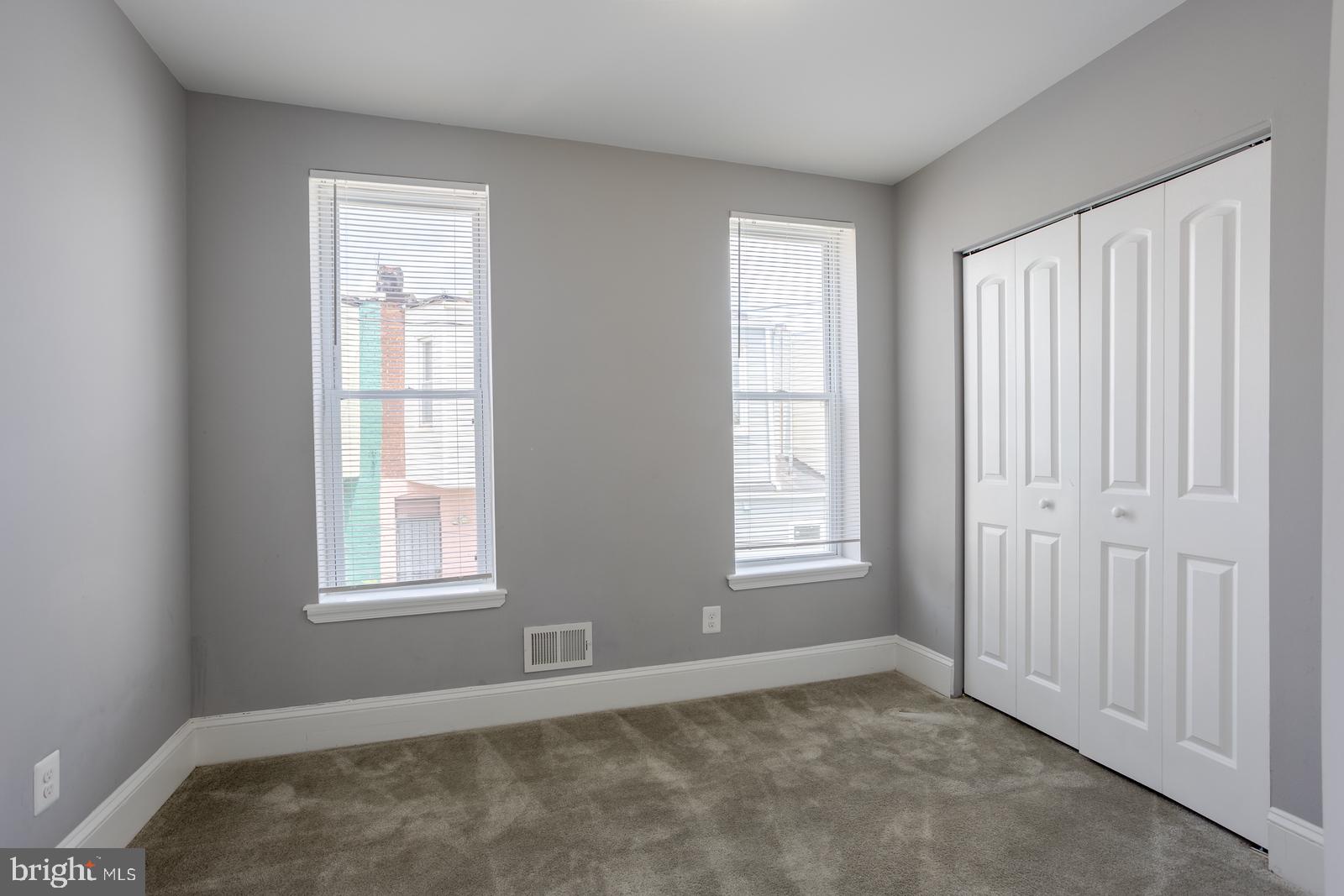 BROADWAY EAST - Residential