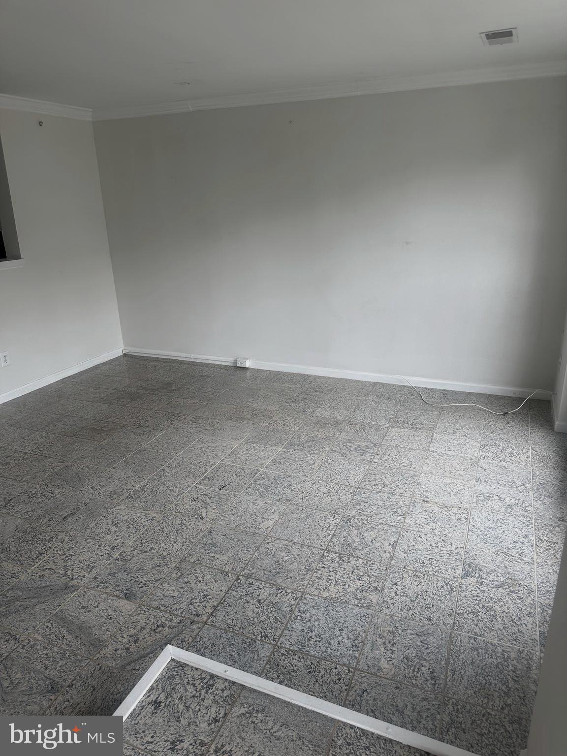 WELLINGTON CONDOMINIUM - Residential