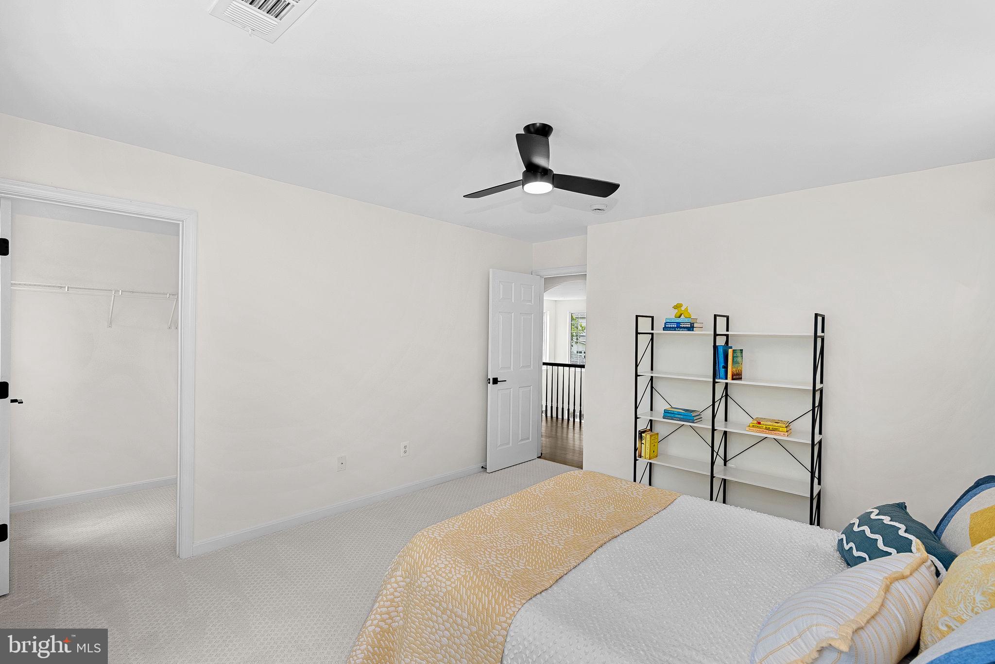 BROADLANDS - Residential