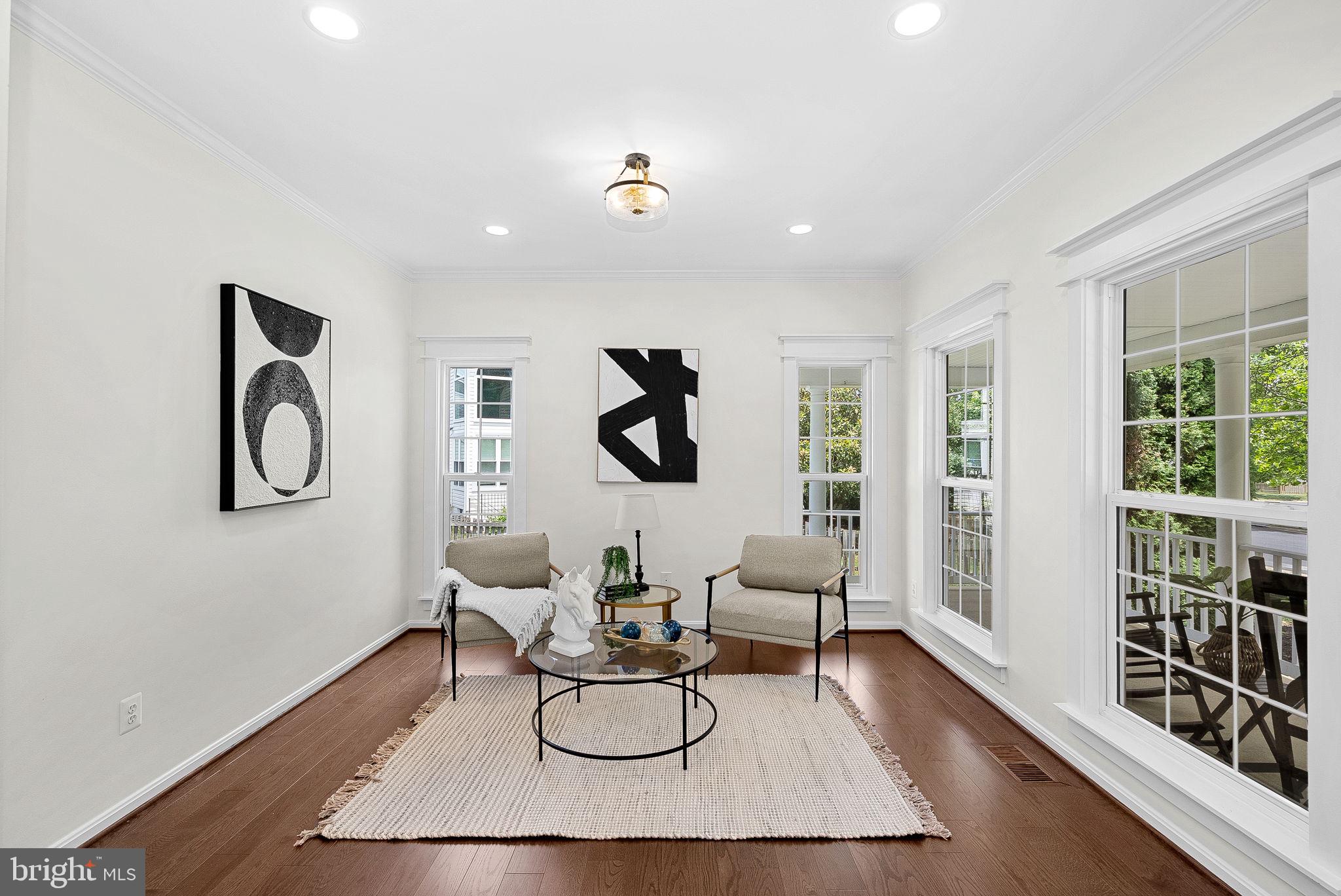 BROADLANDS - Residential