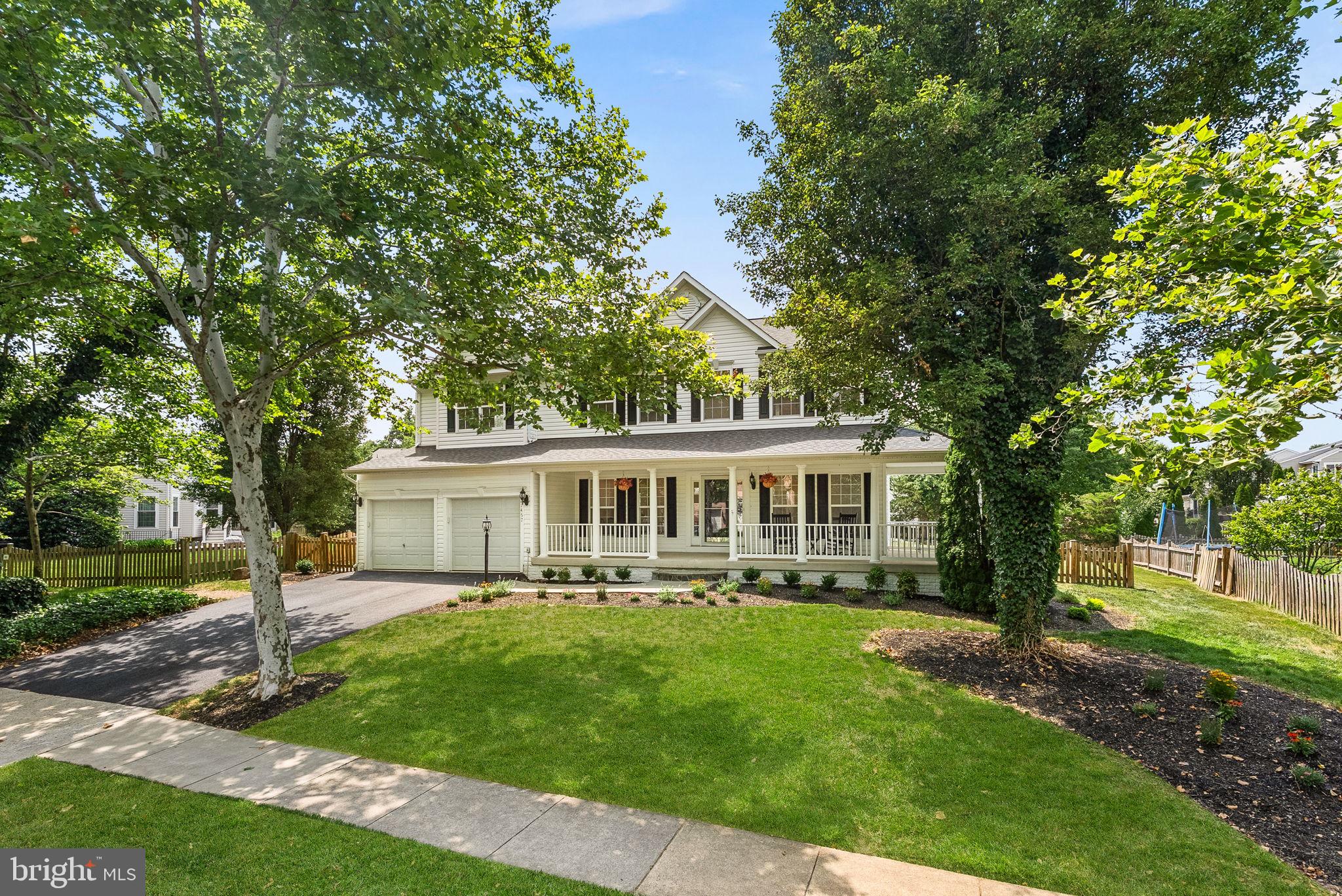 BROADLANDS - Residential