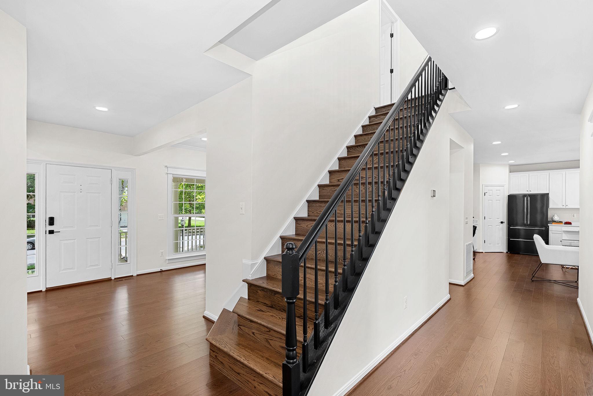 BROADLANDS - Residential