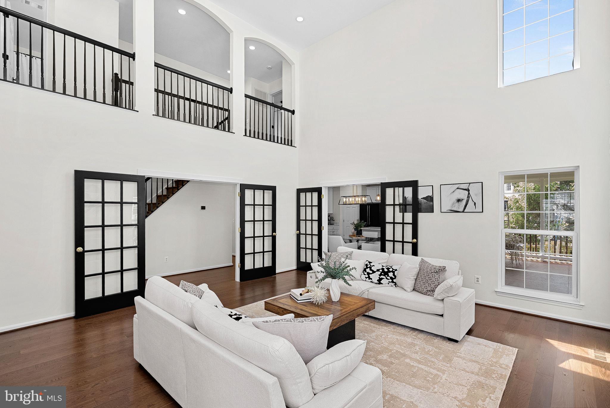 BROADLANDS - Residential