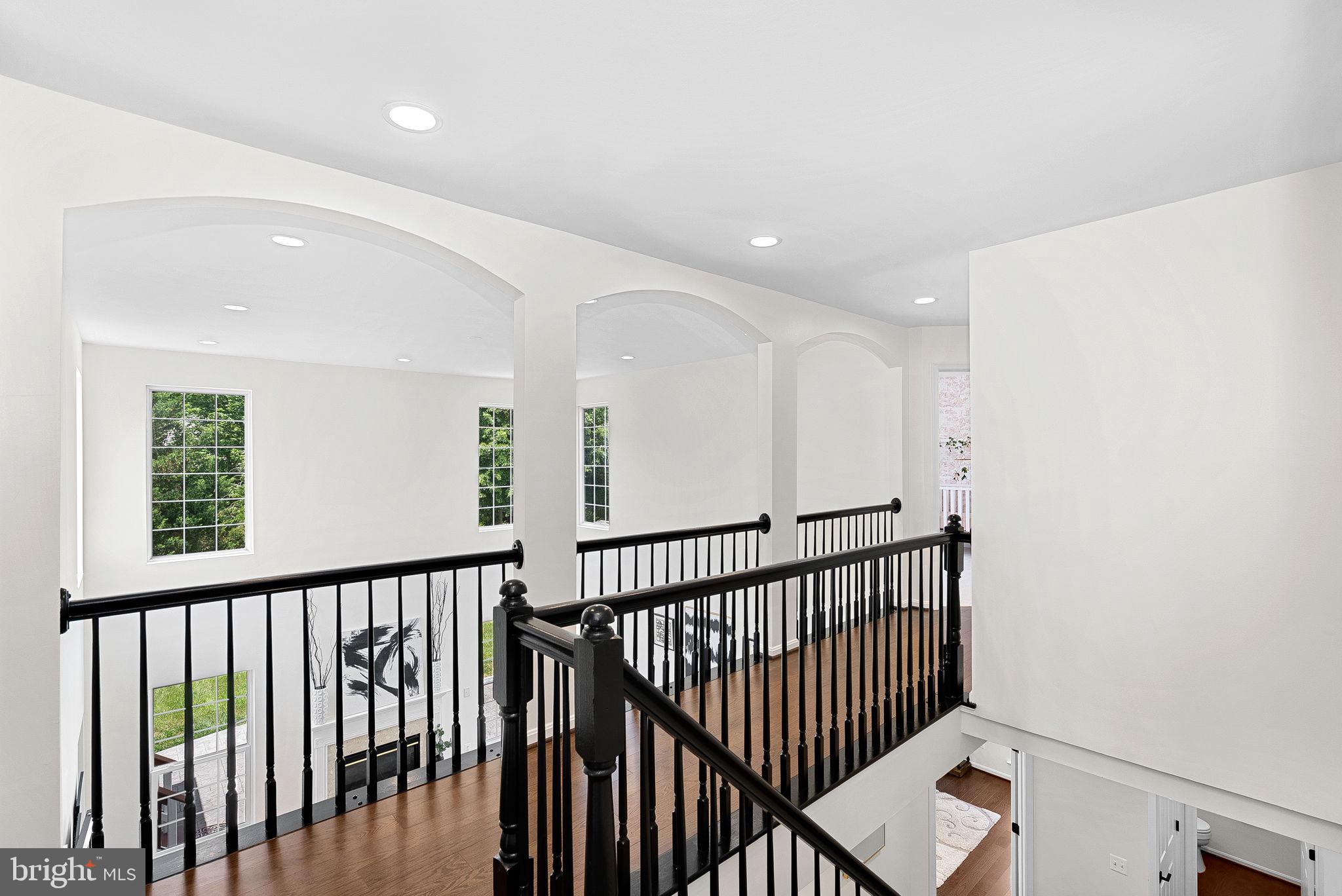 BROADLANDS - Residential