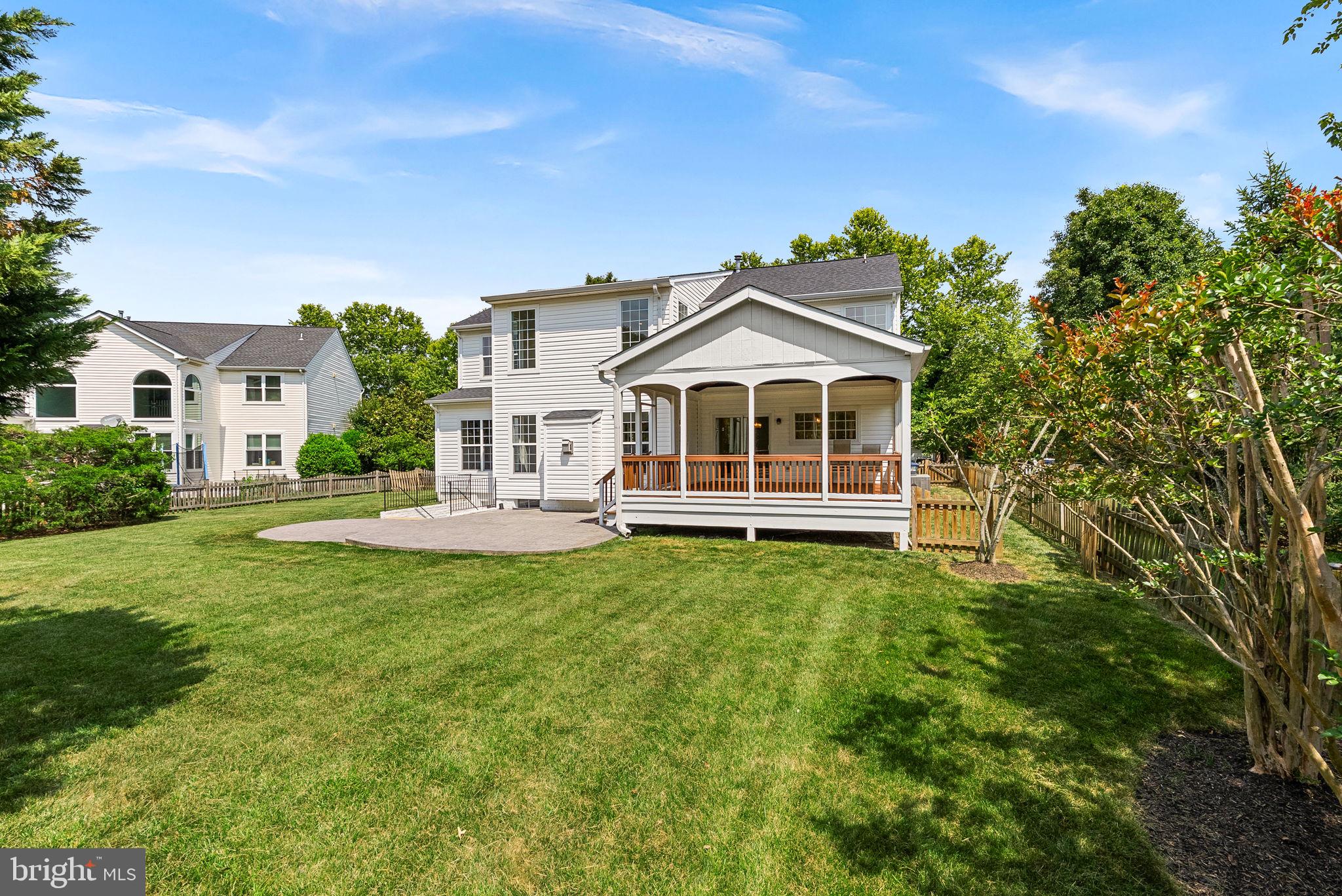 BROADLANDS - Residential