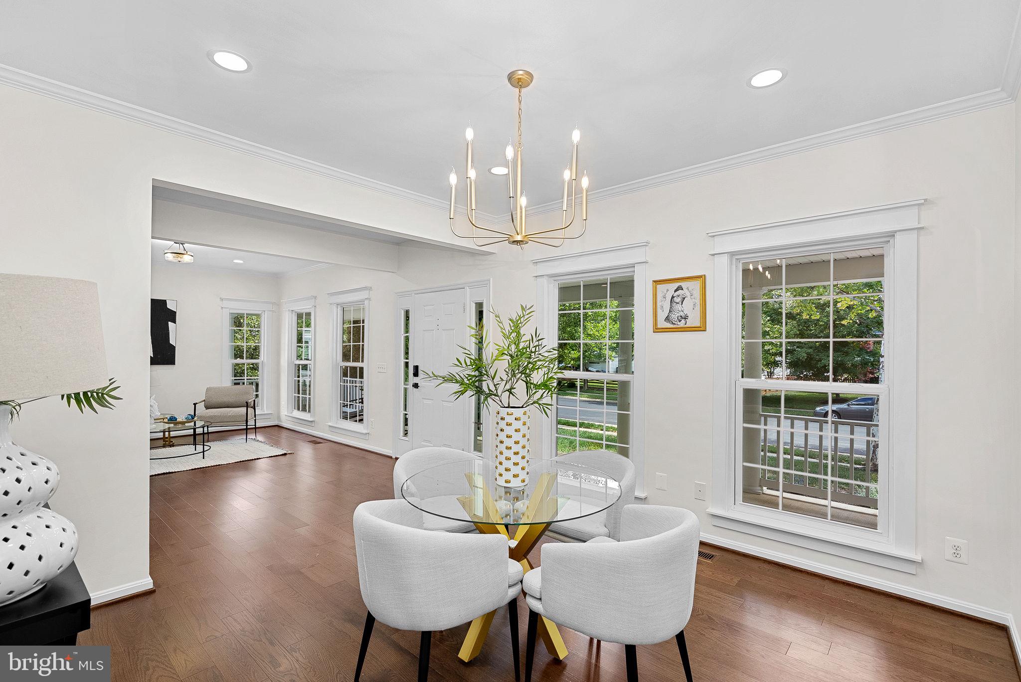 BROADLANDS - Residential