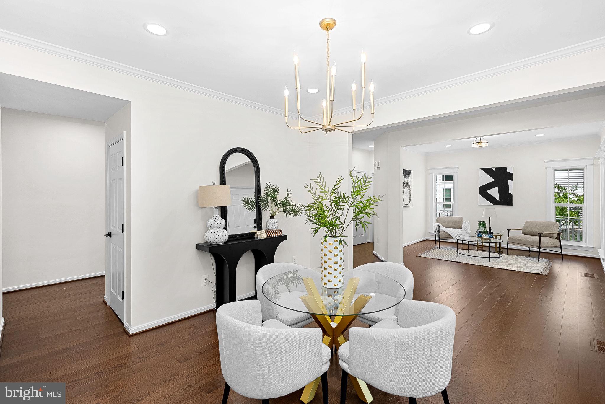 BROADLANDS - Residential