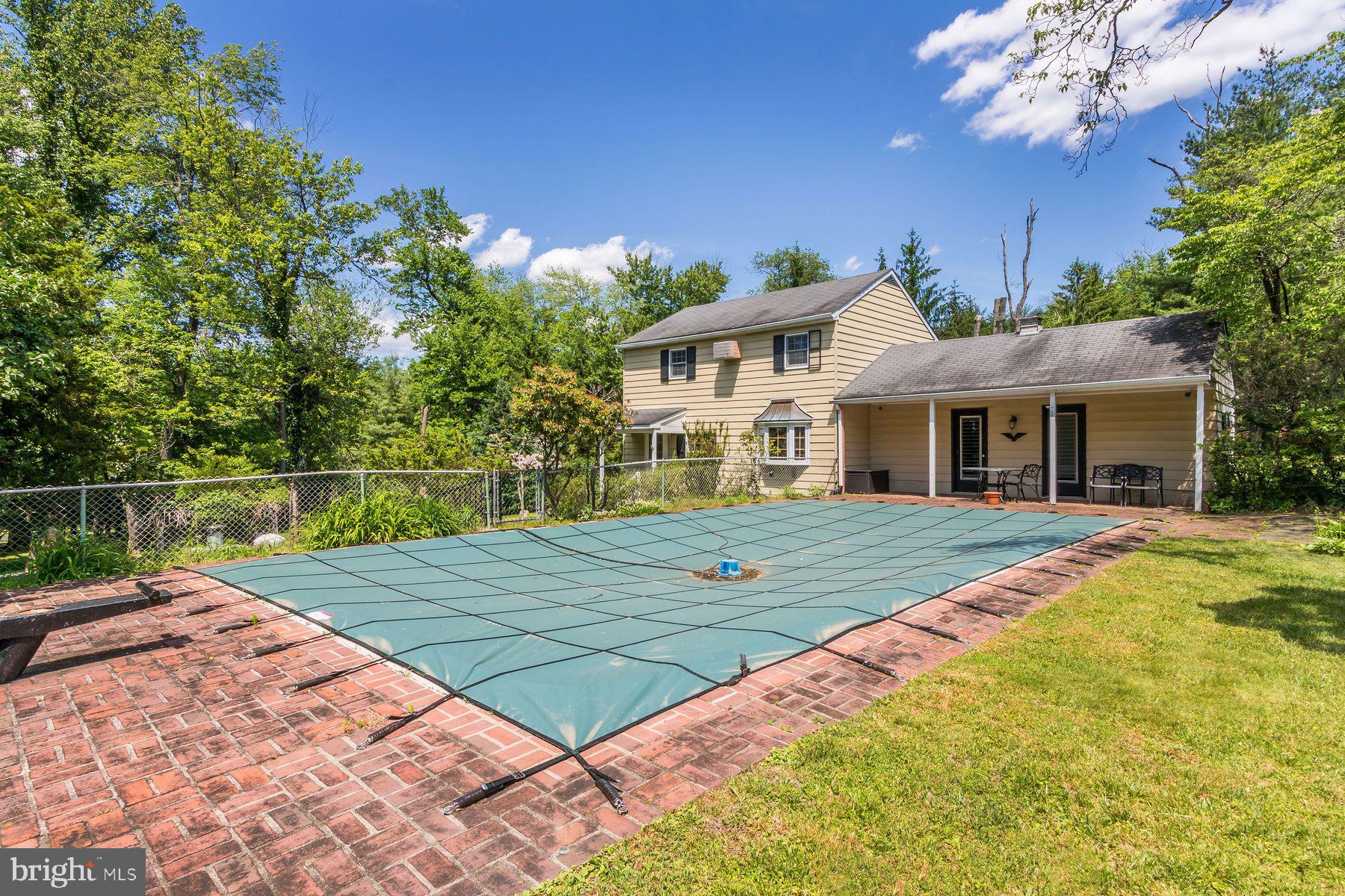 FAIRFIELD - Residential