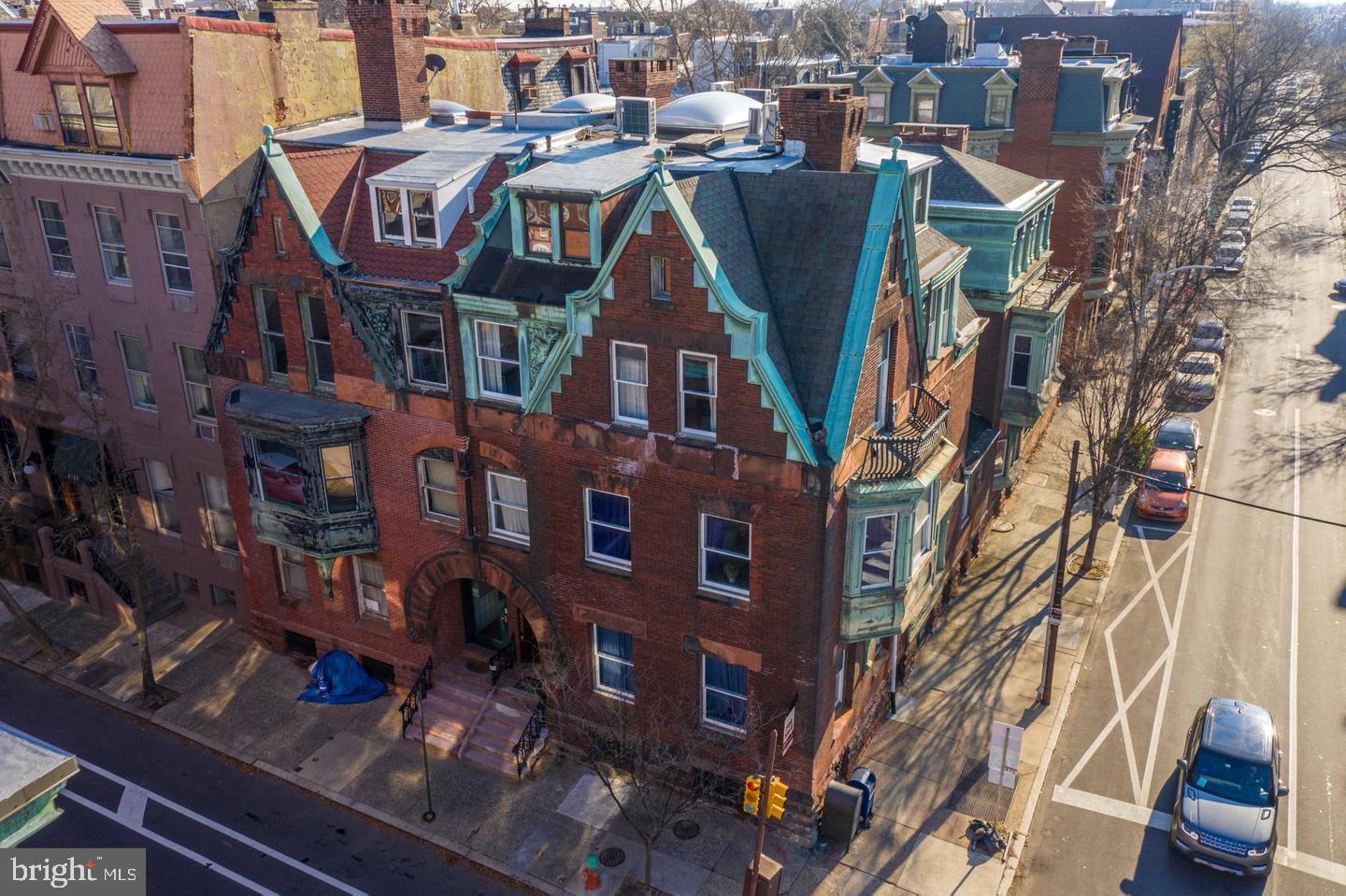 FITLER SQUARE - Residential Income
