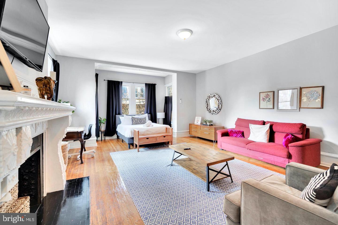 FITLER SQUARE - Residential Income