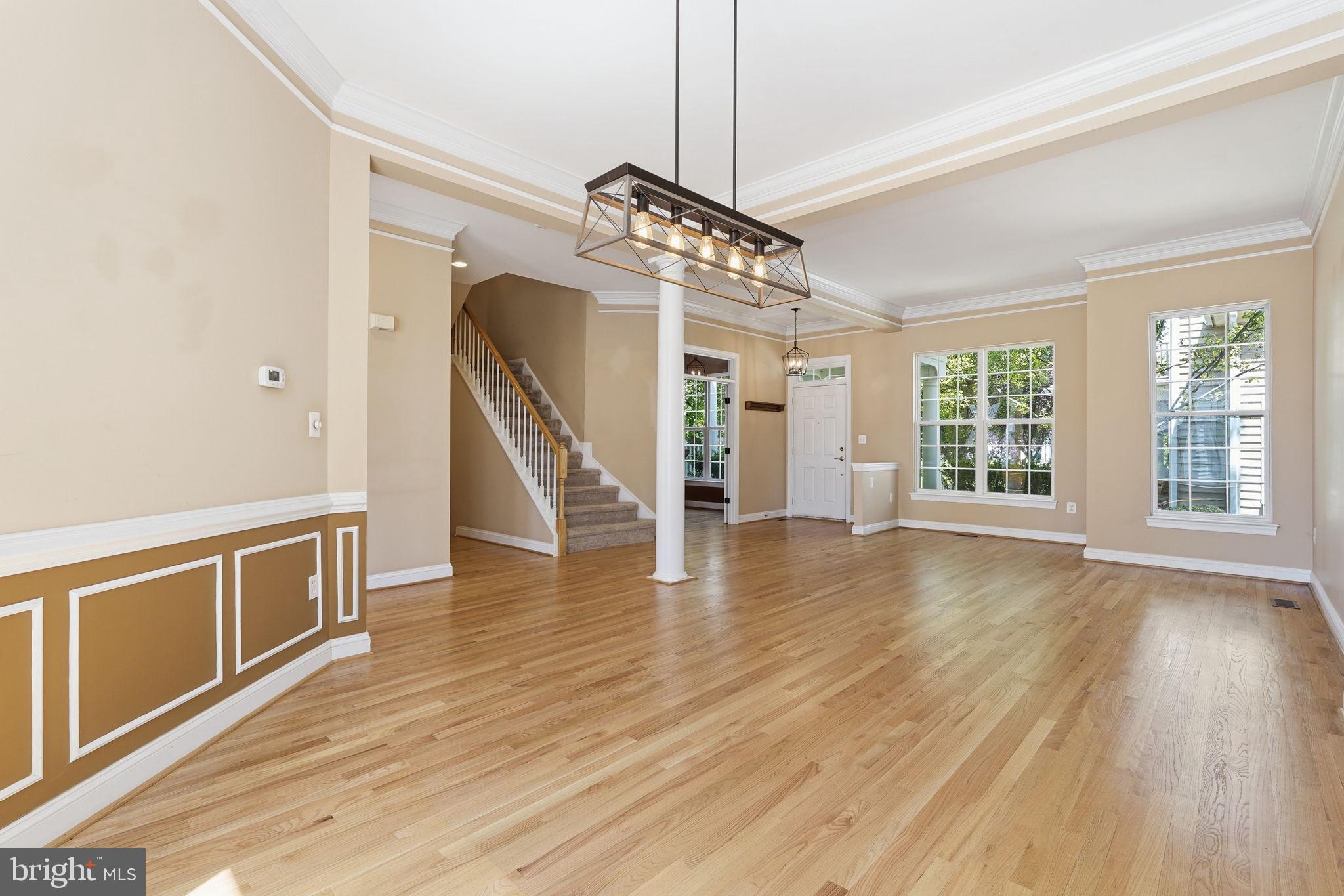 CORTLAND SQUARE - Residential