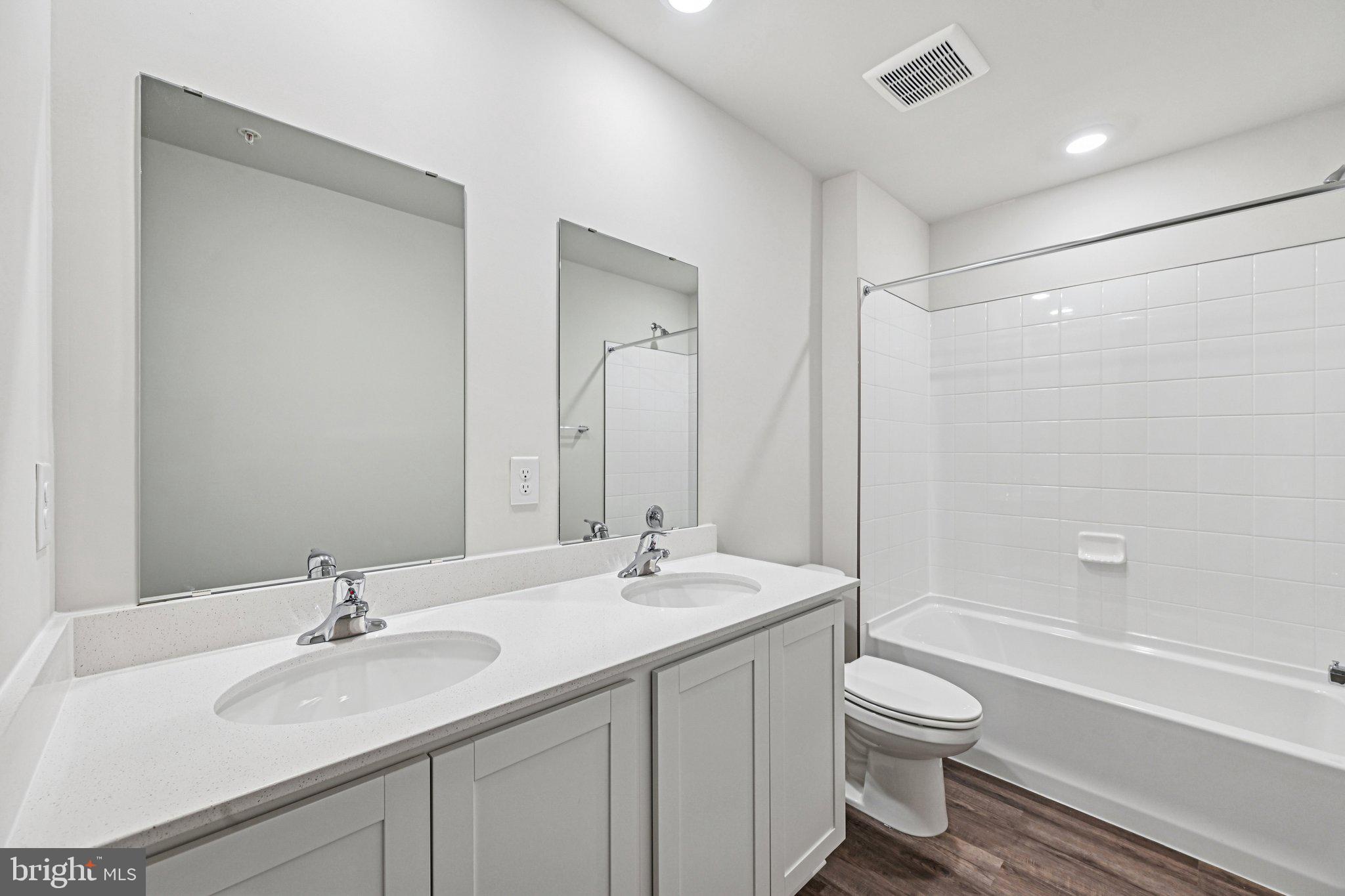 RIDGELY'S RESERVE - Residential