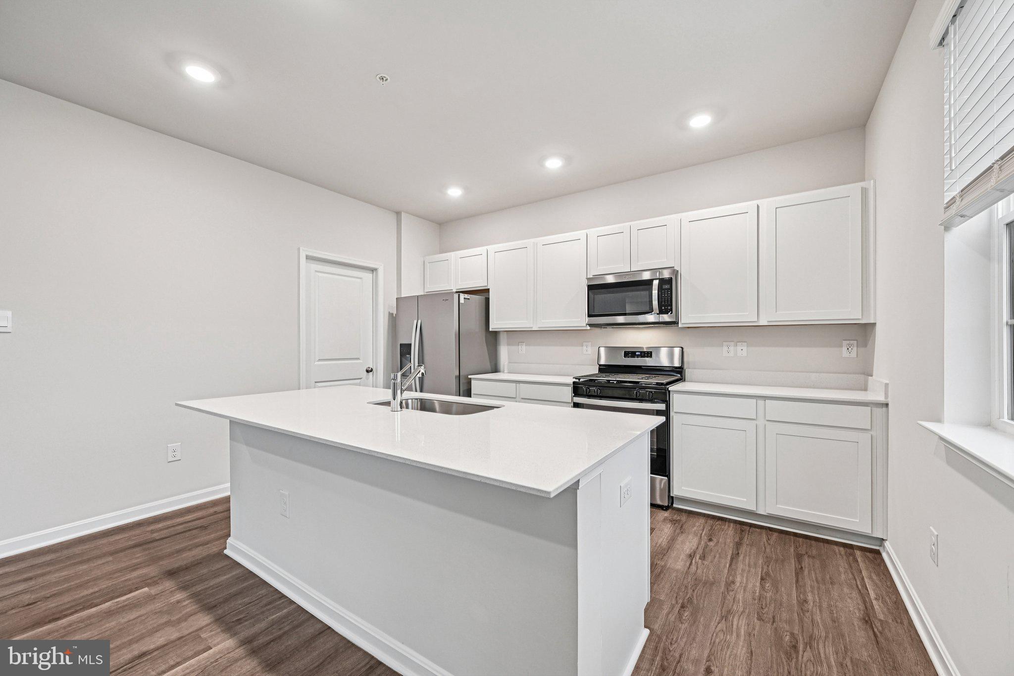 RIDGELY'S RESERVE - Residential