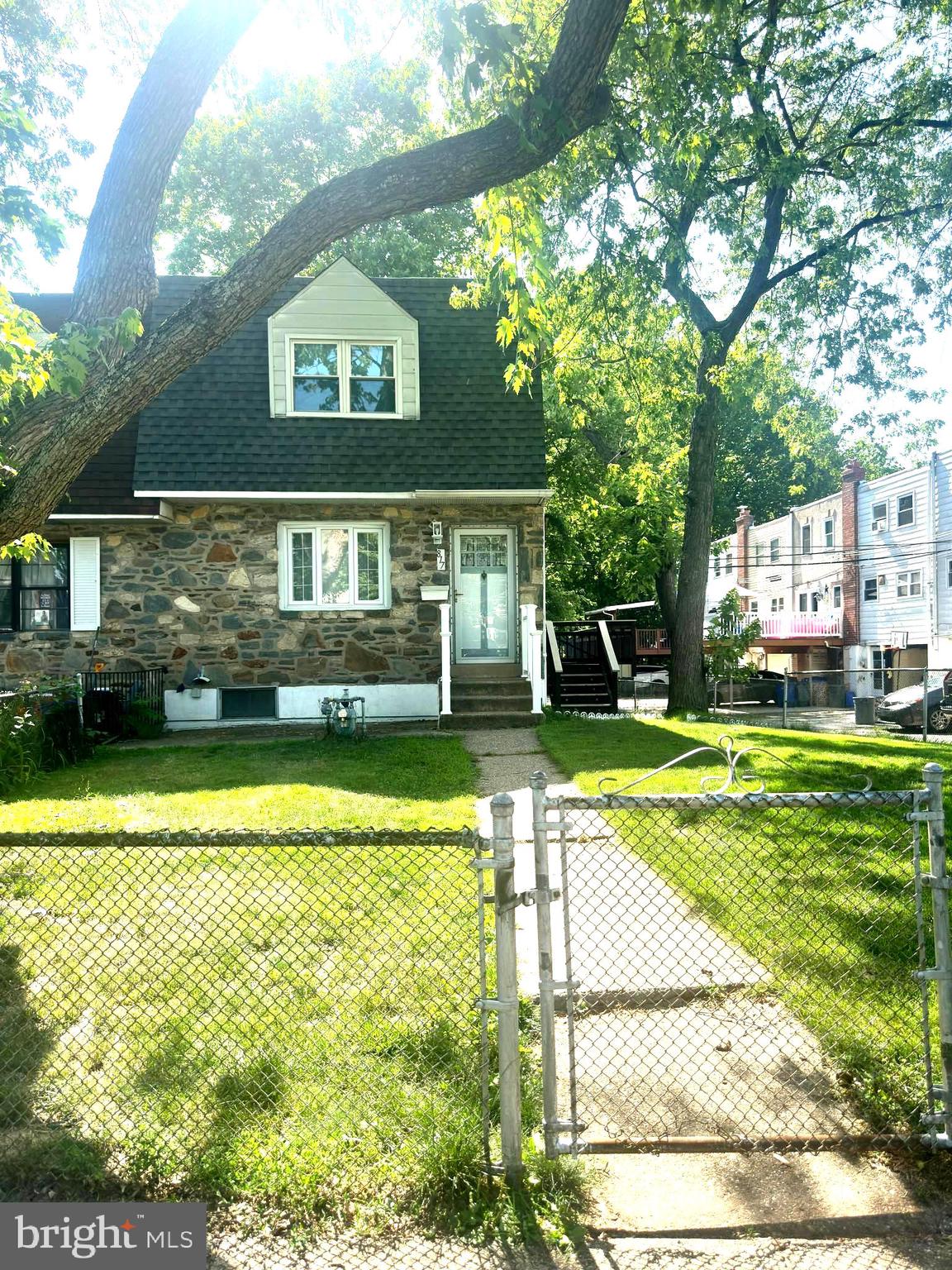 DELMAR VILLAGE - Residential