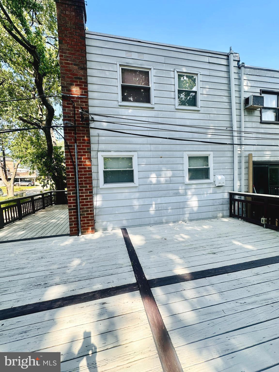 DELMAR VILLAGE - Residential