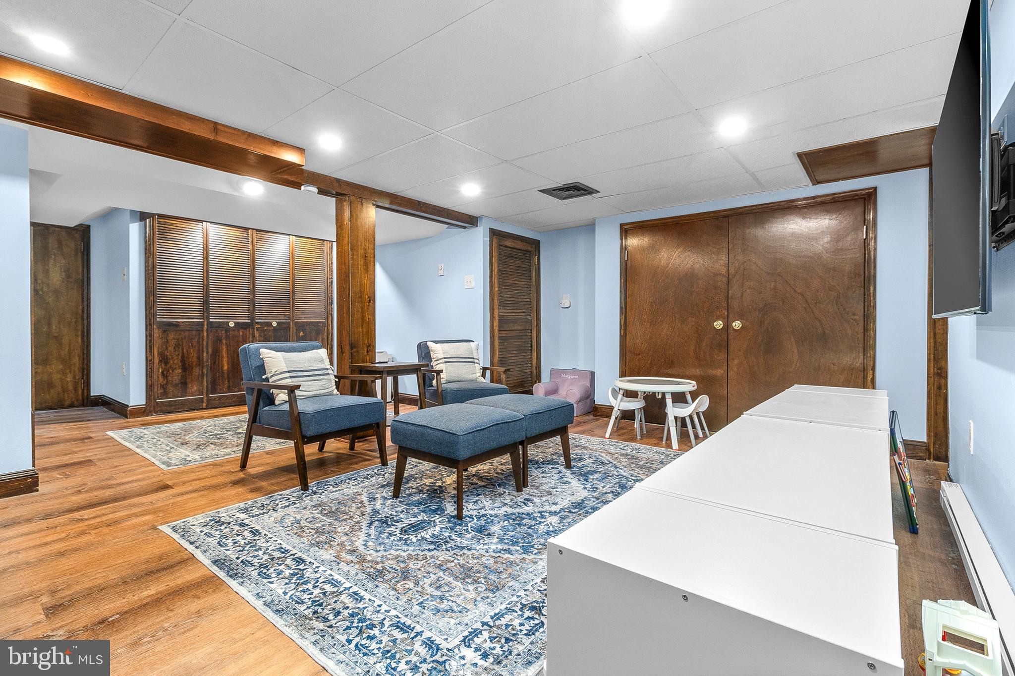 PINE RIDGE - Residential
