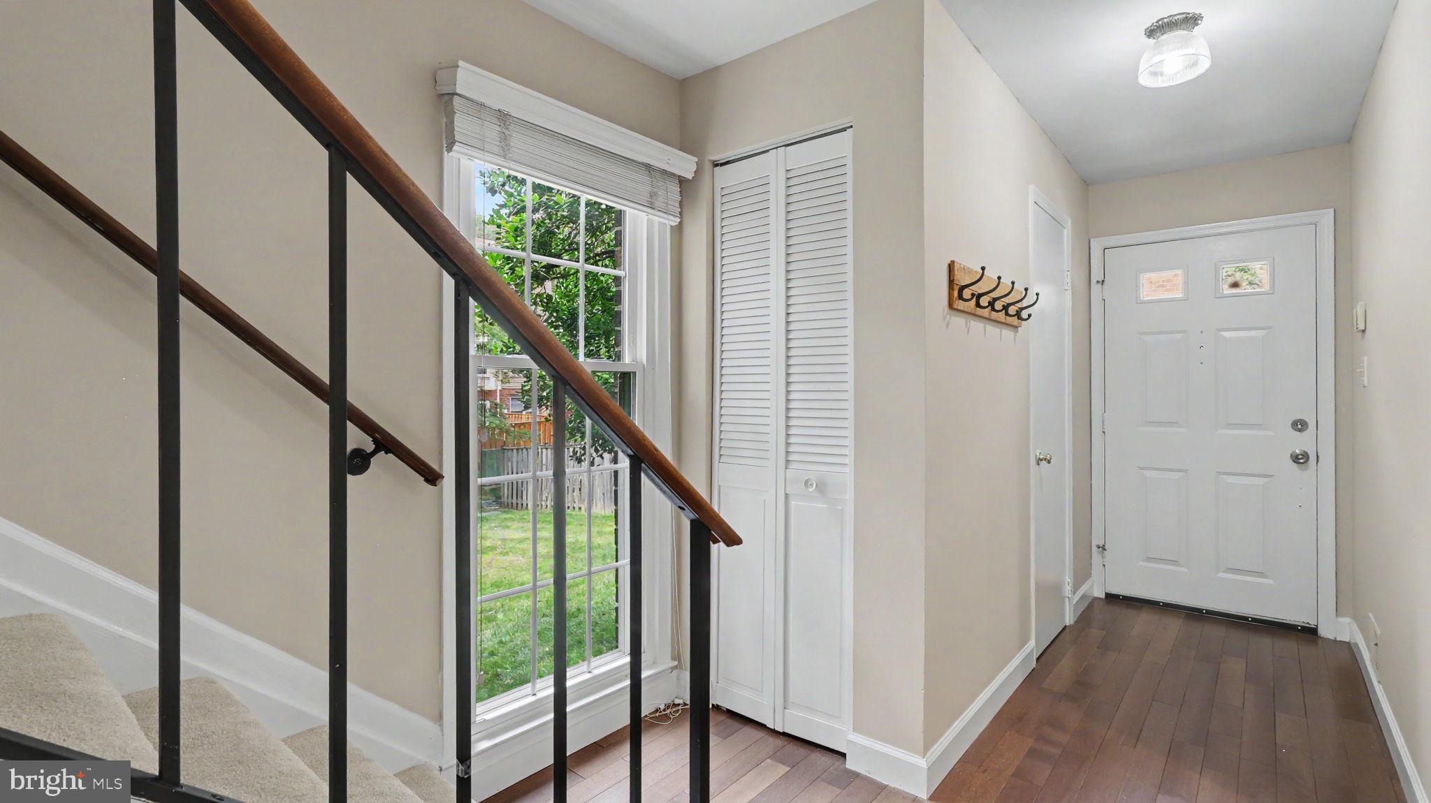 LAFAYETTE VILLAGE - Residential