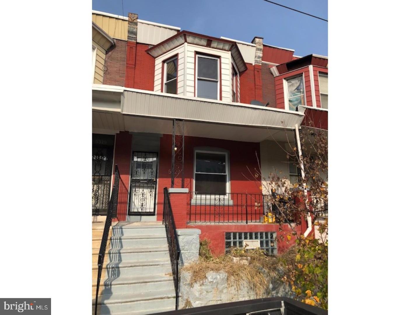 Large Home  Beautifully  renovated. A TENANT OCCUPIED PROPERTY
Lease ends 5/31/25. Rent $1648.50/month