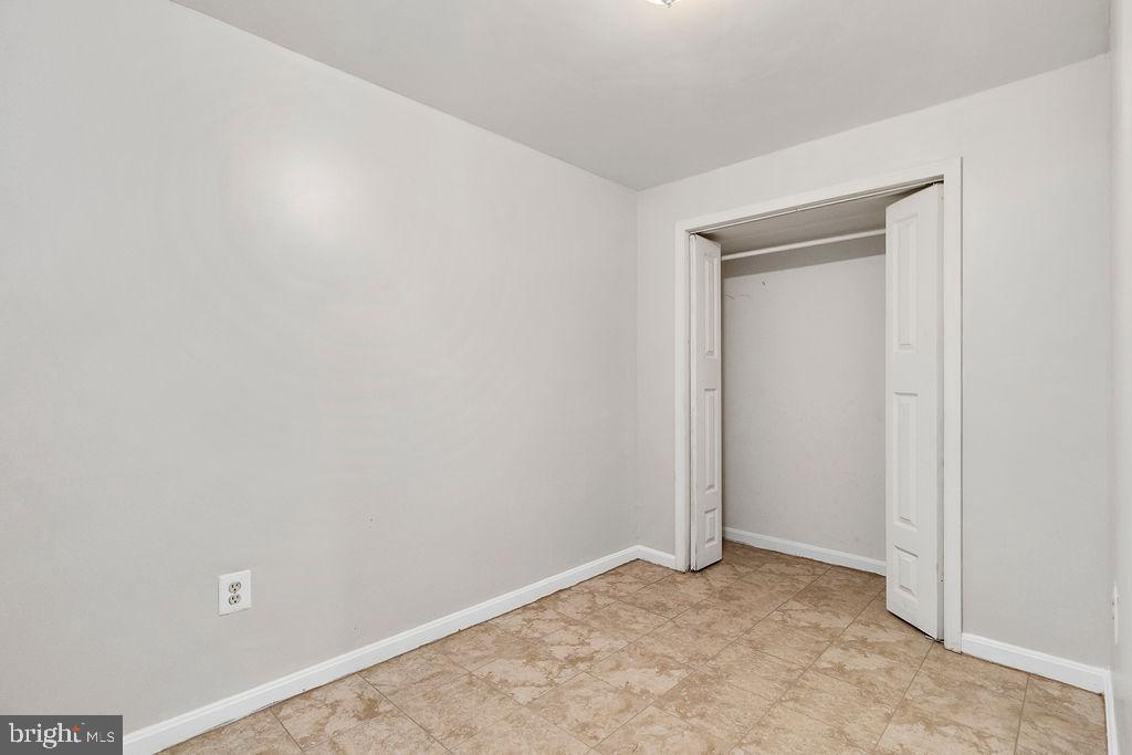 NEWINGTON STATION - Residential