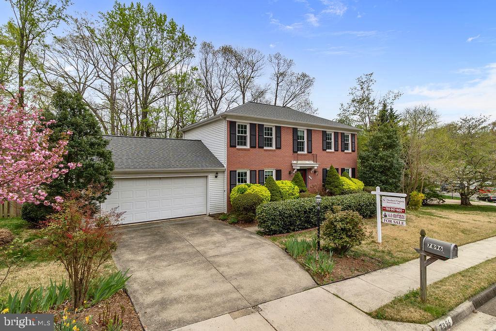 NEWINGTON STATION - Residential
