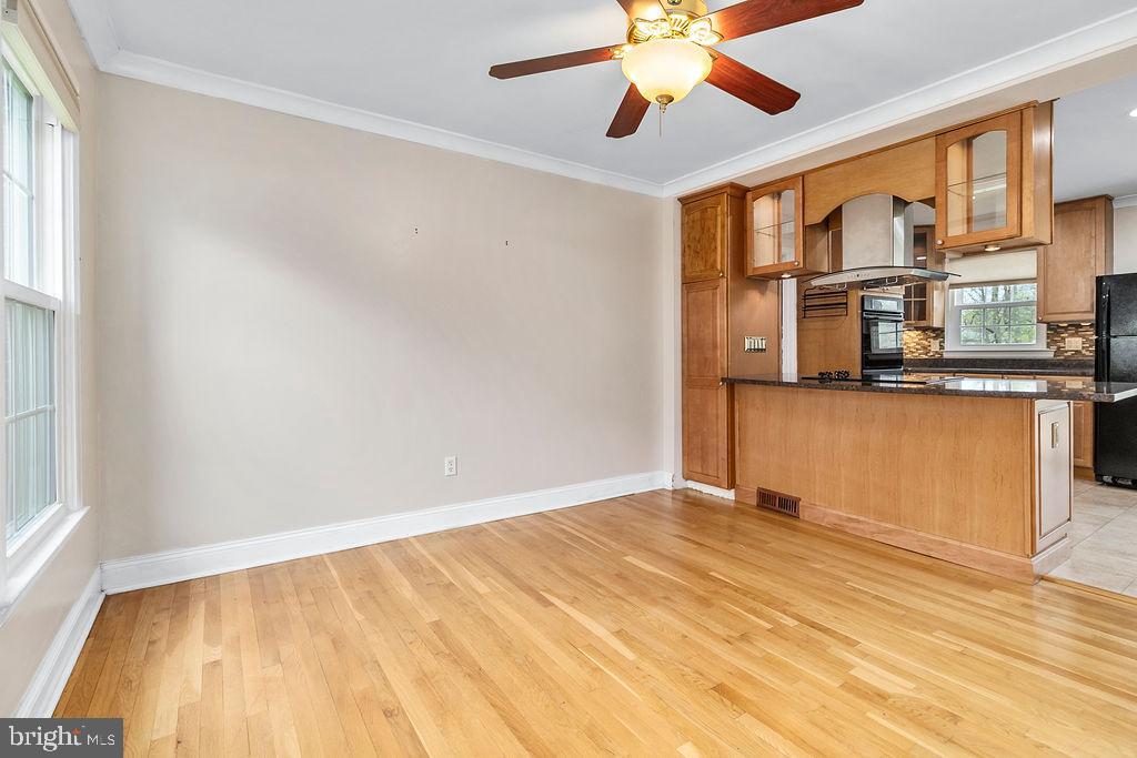 NEWINGTON STATION - Residential