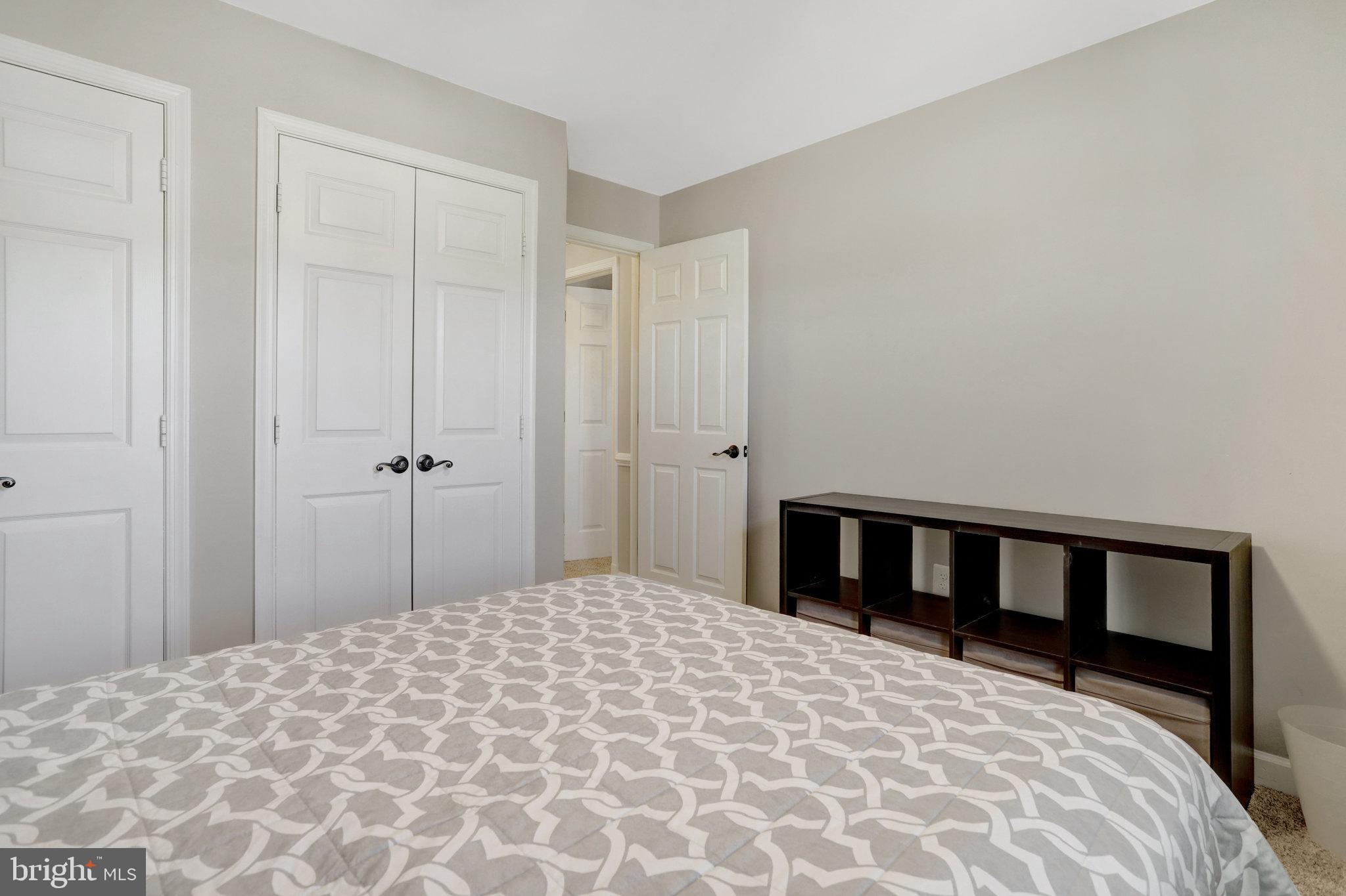 KINGSTOWNE - Residential