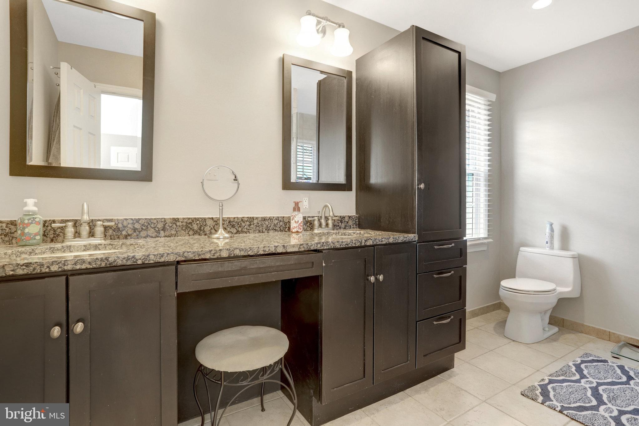 KINGSTOWNE - Residential