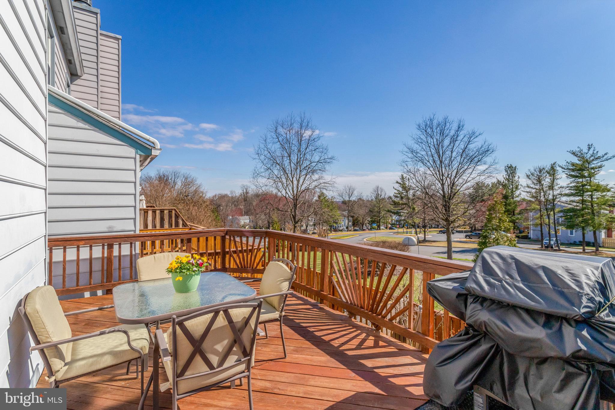 KINGSTOWNE - Residential