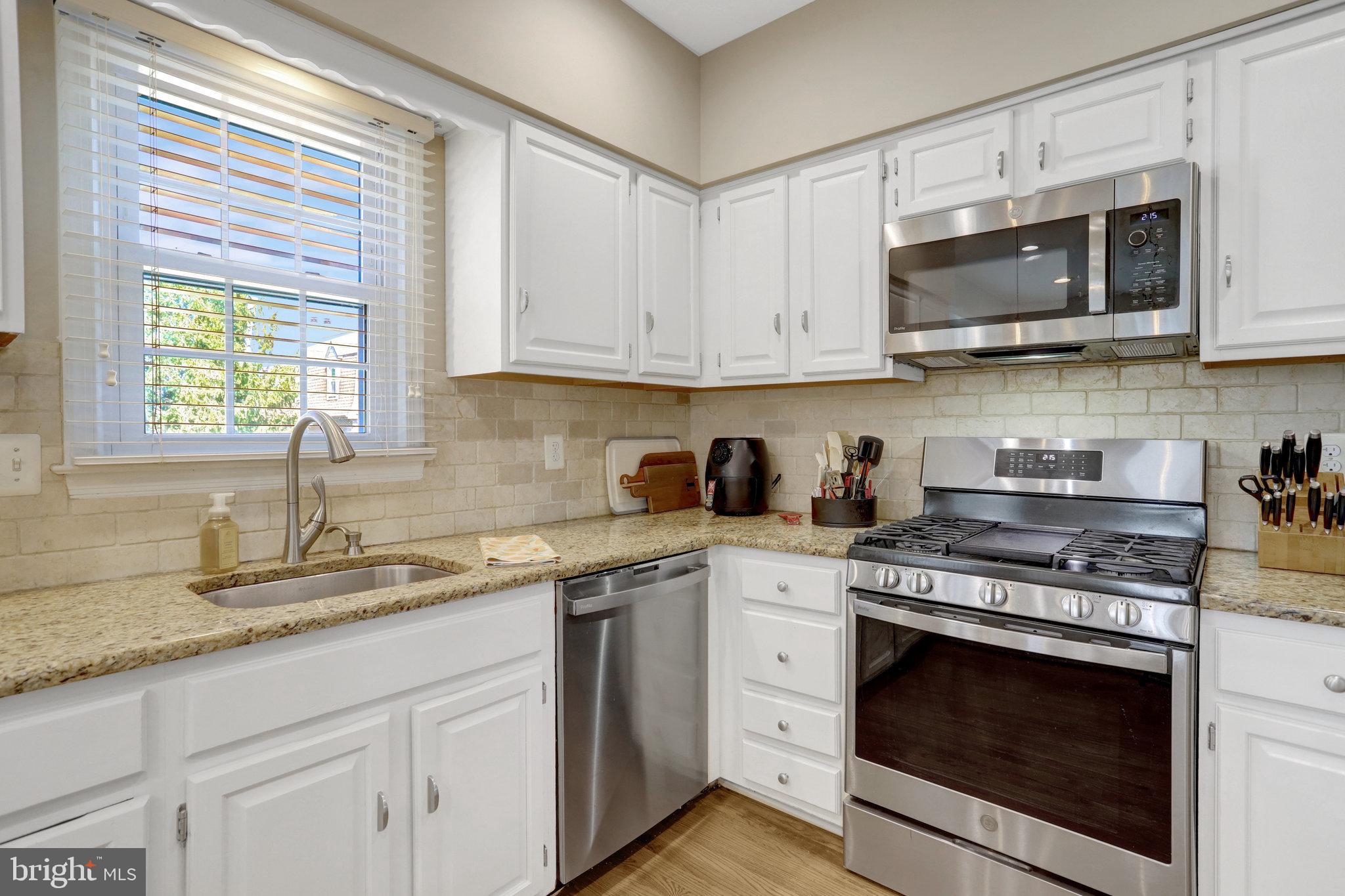 KINGSTOWNE - Residential
