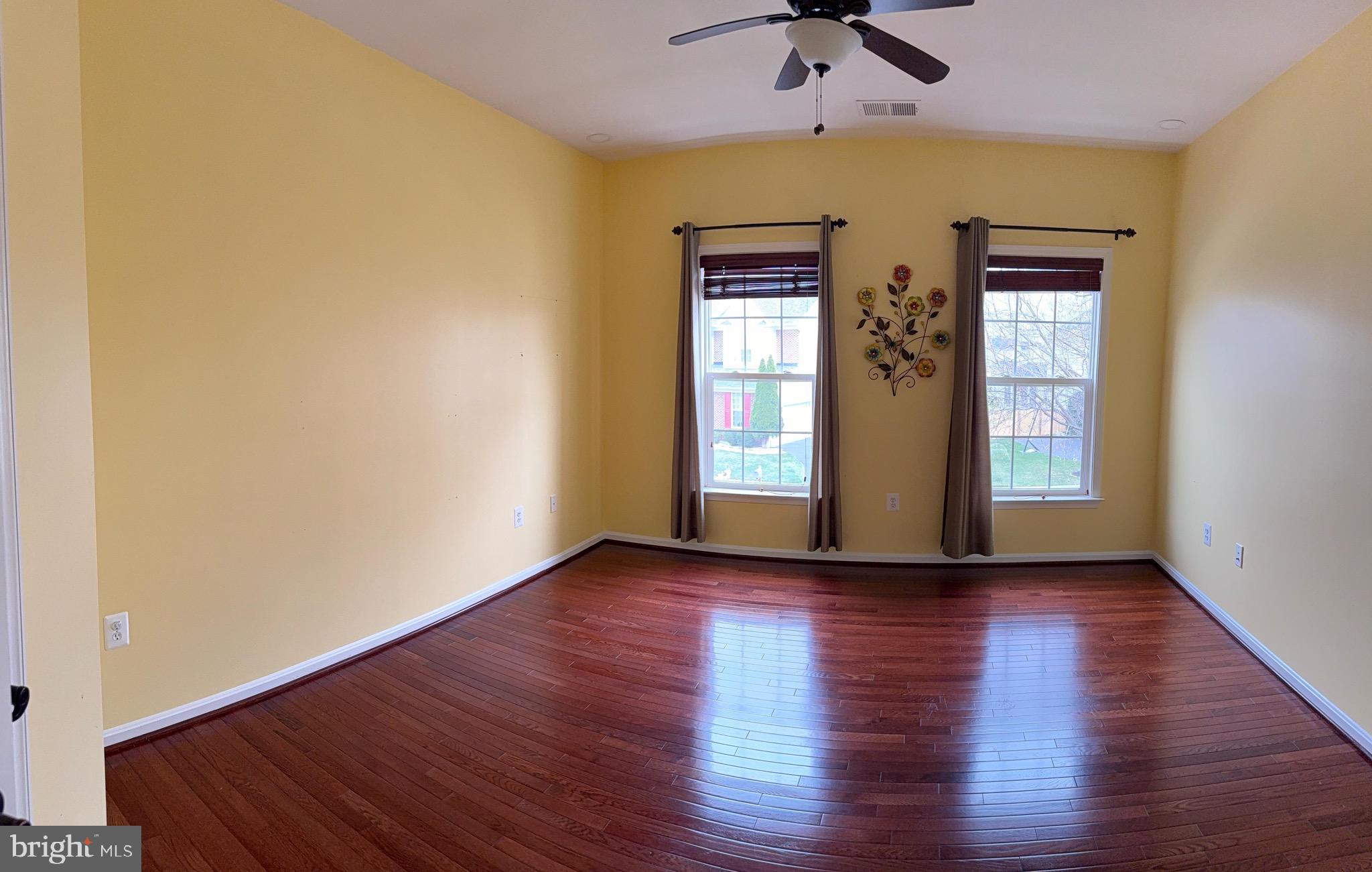 AMBERLEIGH - Residential Lease