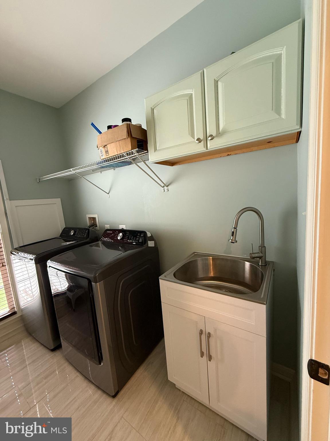 AMBERLEIGH - Residential Lease