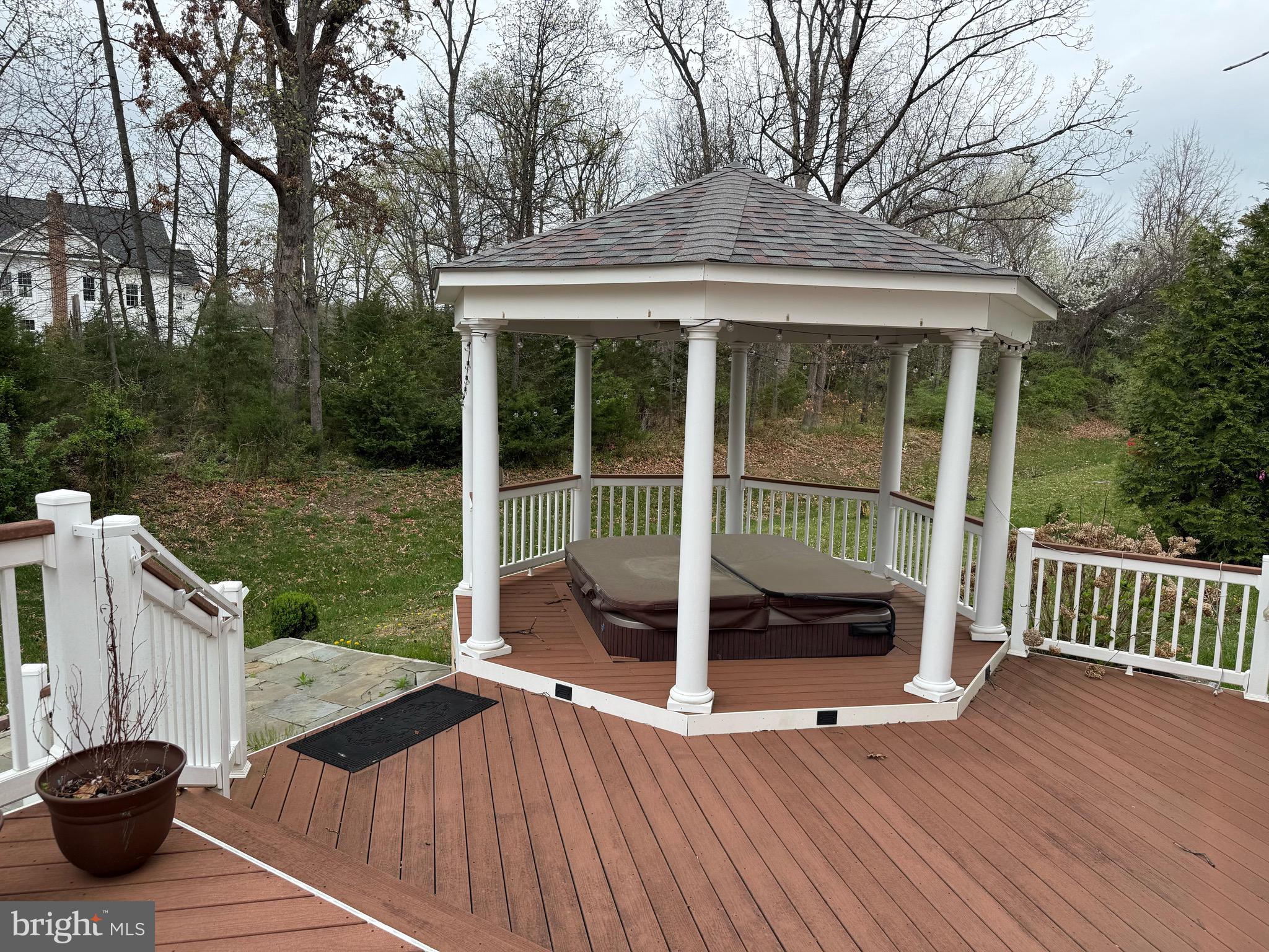 AMBERLEIGH - Residential Lease