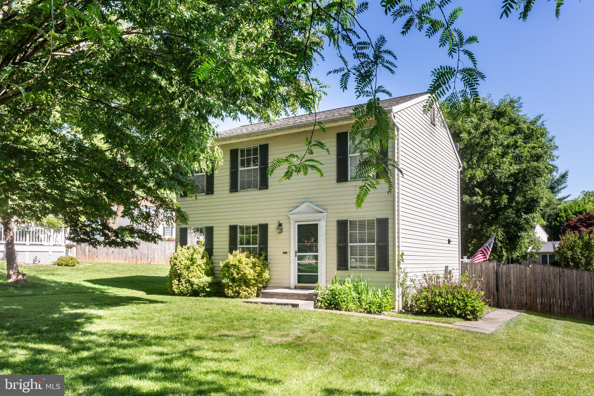 Nestled in the established Piney Ridge Village community! This single‑family home features a traditional colonial floor plan. Upstairs you'll find 3 bedrooms and a full bathroom. The kitchen and dining areas flow naturally toward the rear of the home, offering easy access to the outdoors and the generous fenced lot  - one of the biggest in the neighborhood - and parking. Outdoors you'll find a composite deck for entertaining and plenty of room for a grill and outdoor furniture. The finished lower level adds valuable bonus space for extra living space, storage, or a home office, providing flexibility for a variety of needs. Tons of parking  - not only the private driveway, but the front of the house has street parking and the back of the house backs to a cul-de-sac. Located just minutes from Sykesville’s everyday conveniences, parks, and commuter routes. Bring your vision and own your piece of real estate in the most desirable town in Carroll County!