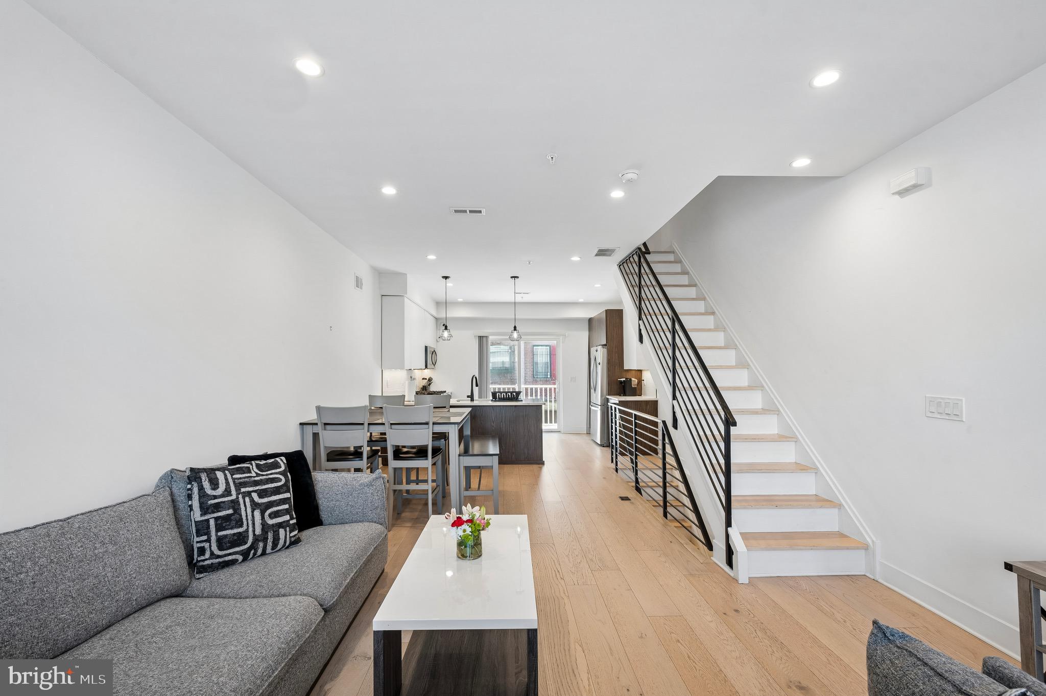 GRAYS FERRY - Residential