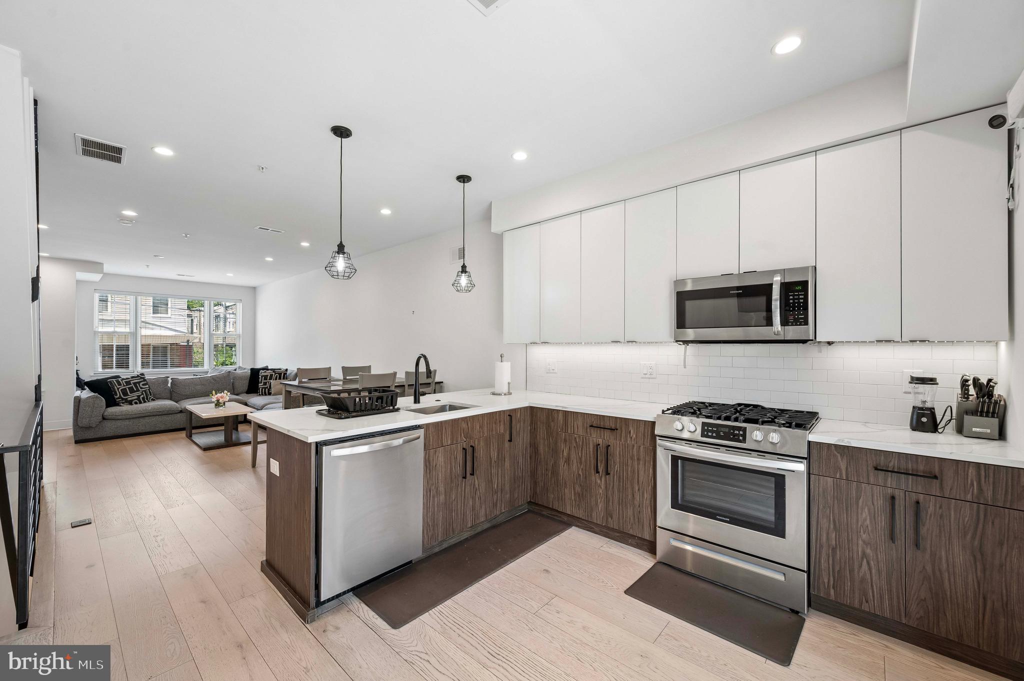 GRAYS FERRY - Residential