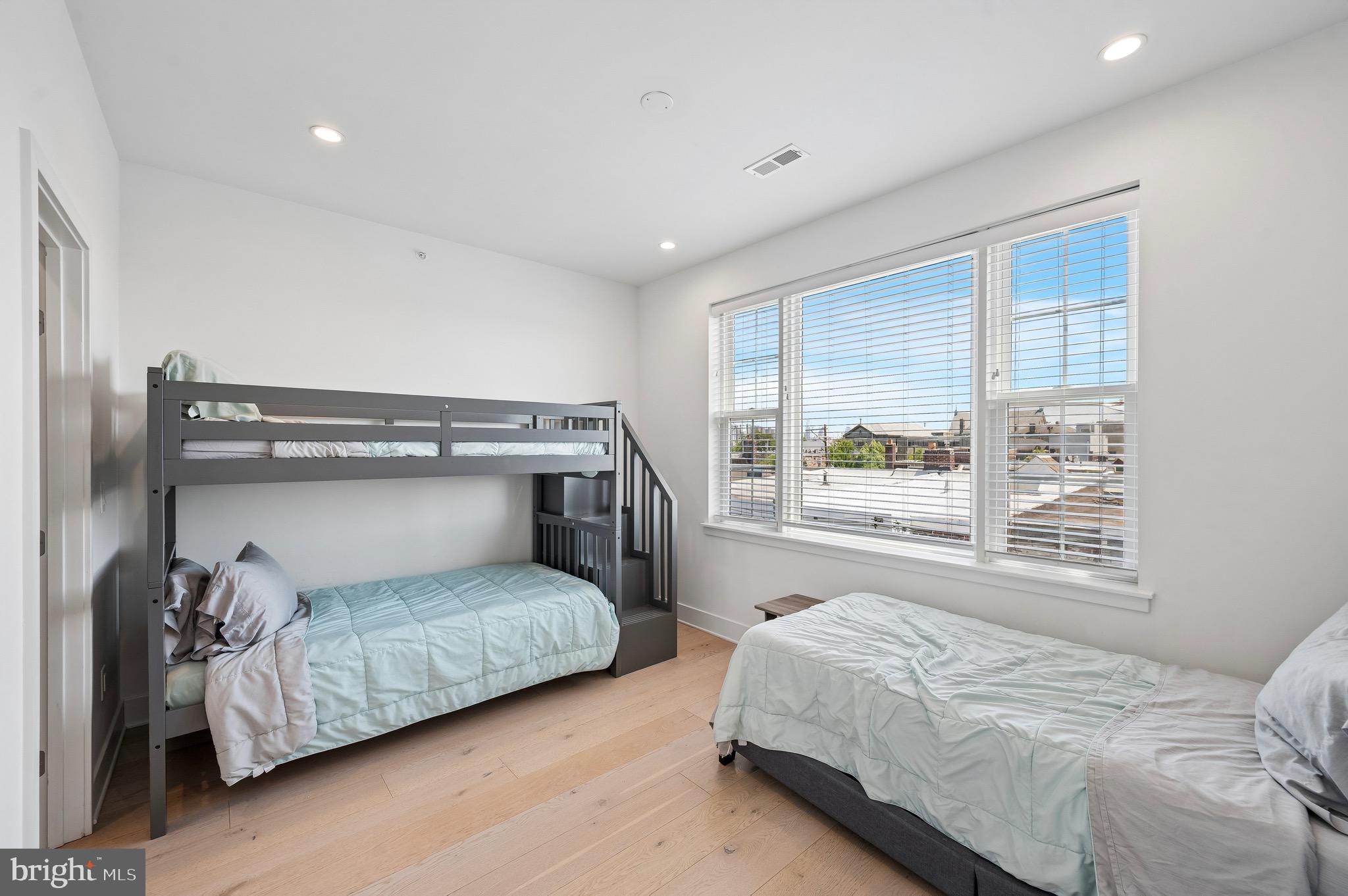 GRAYS FERRY - Residential
