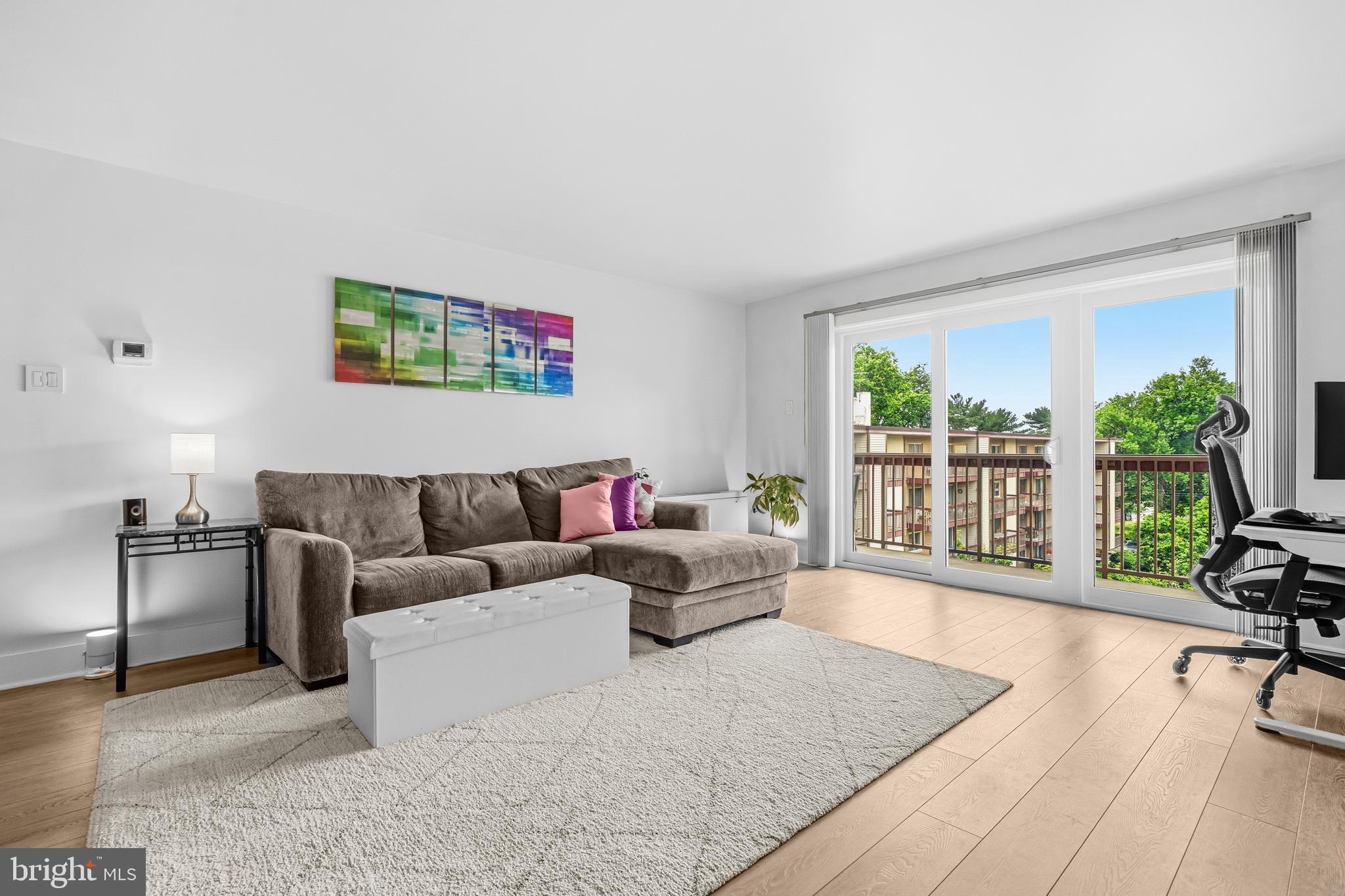 WEST SPRING - Residential