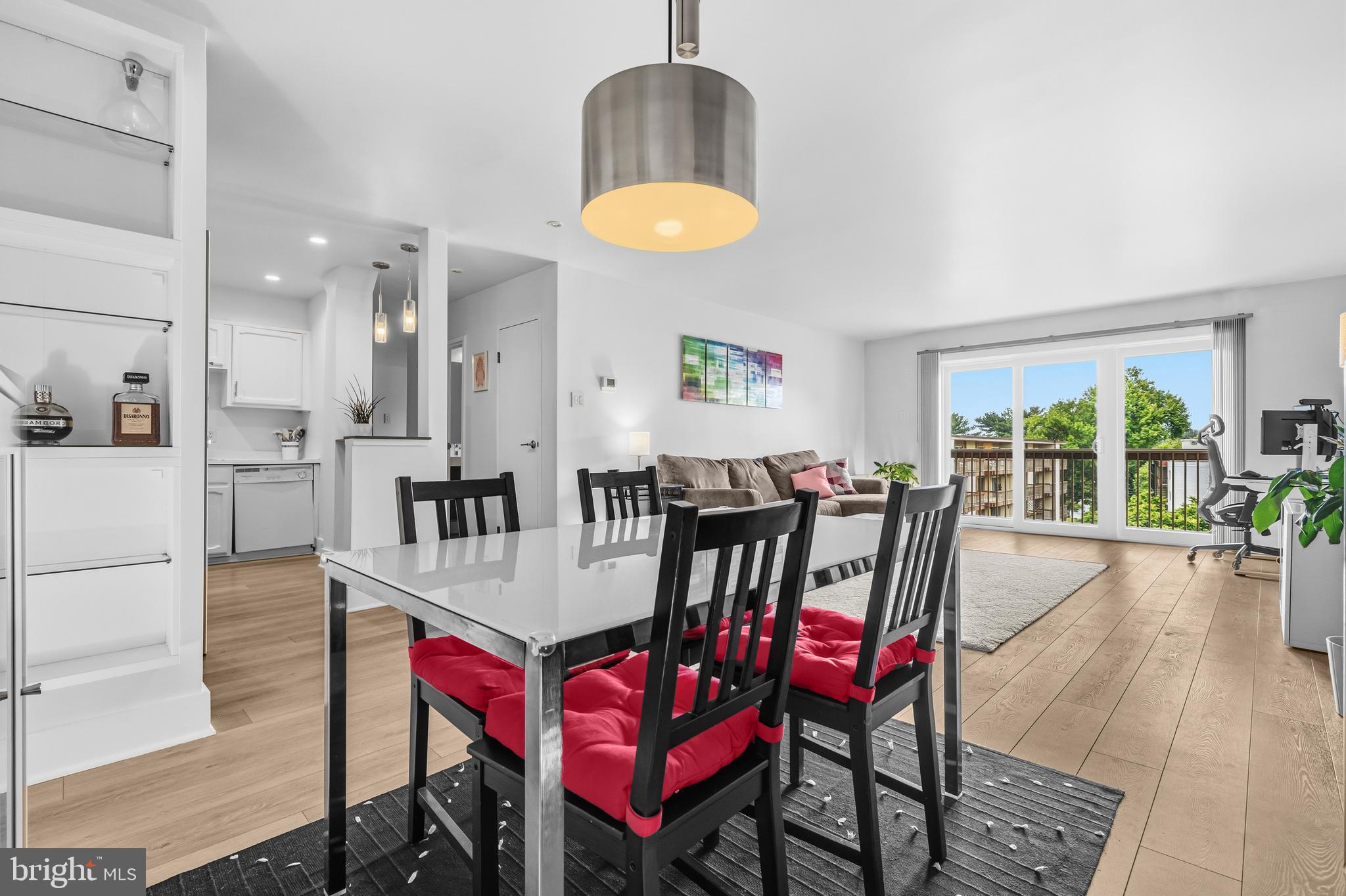 WEST SPRING - Residential