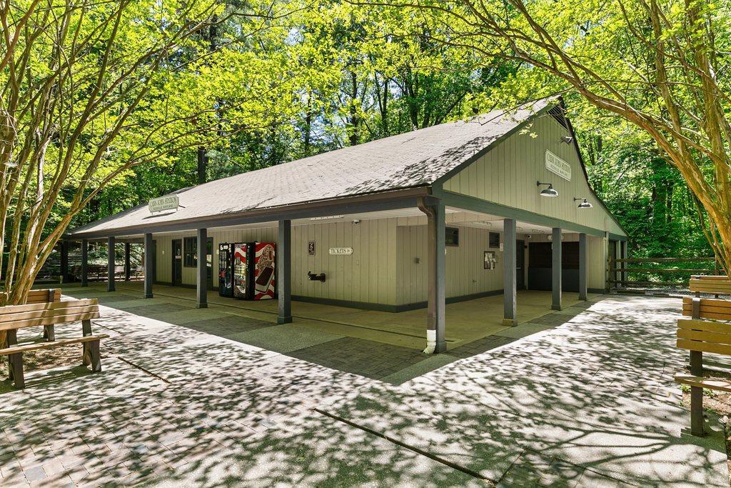 WEST SPRING - Residential