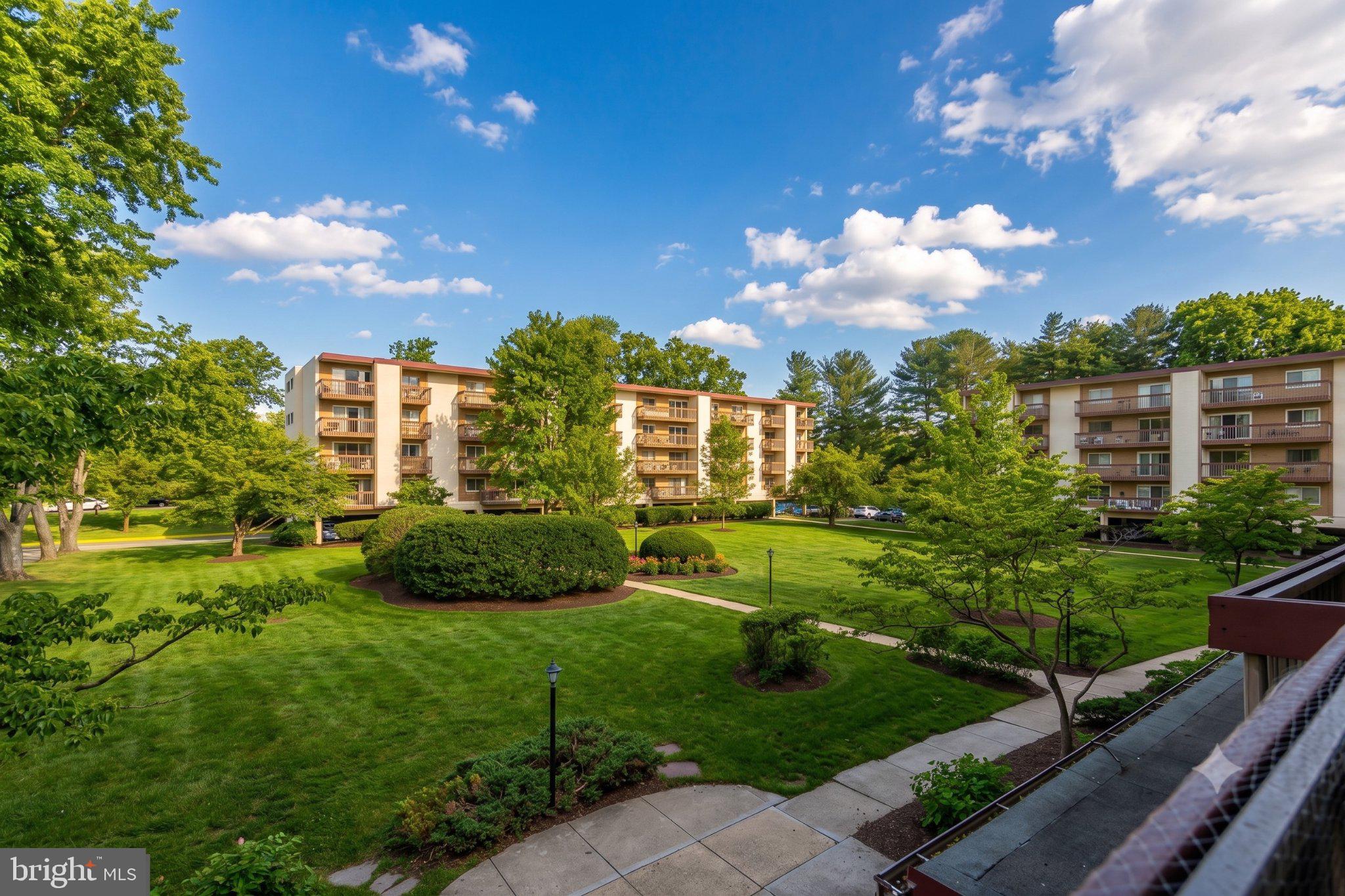 WEST SPRING - Residential
