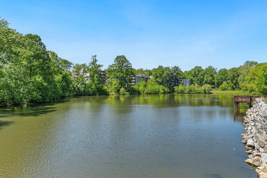WEST SPRING - Residential