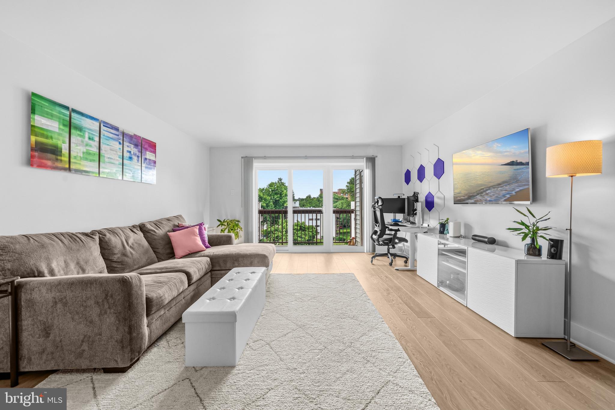 WEST SPRING - Residential