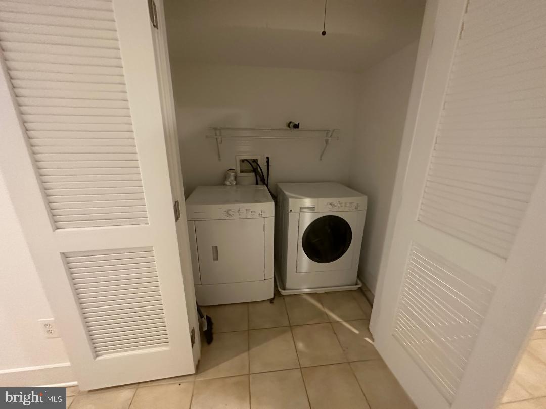 WASHINGTON SQ WEST - Residential Lease