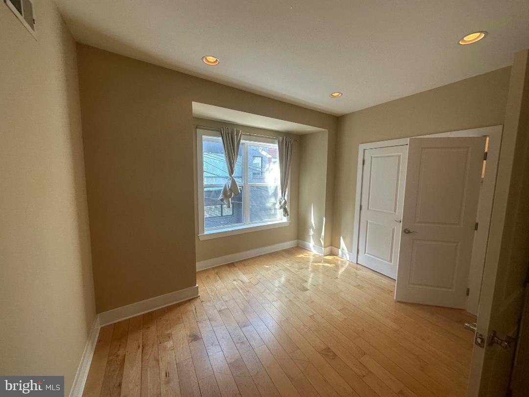 WASHINGTON SQ WEST - Residential Lease