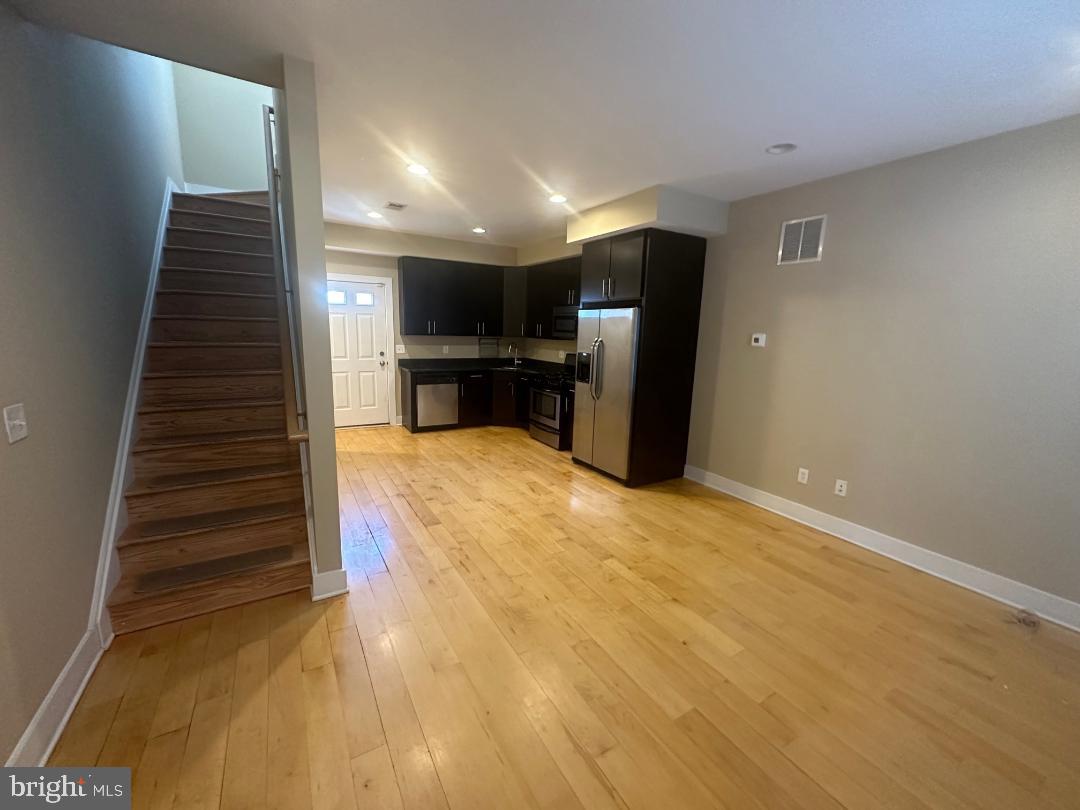 WASHINGTON SQ WEST - Residential Lease